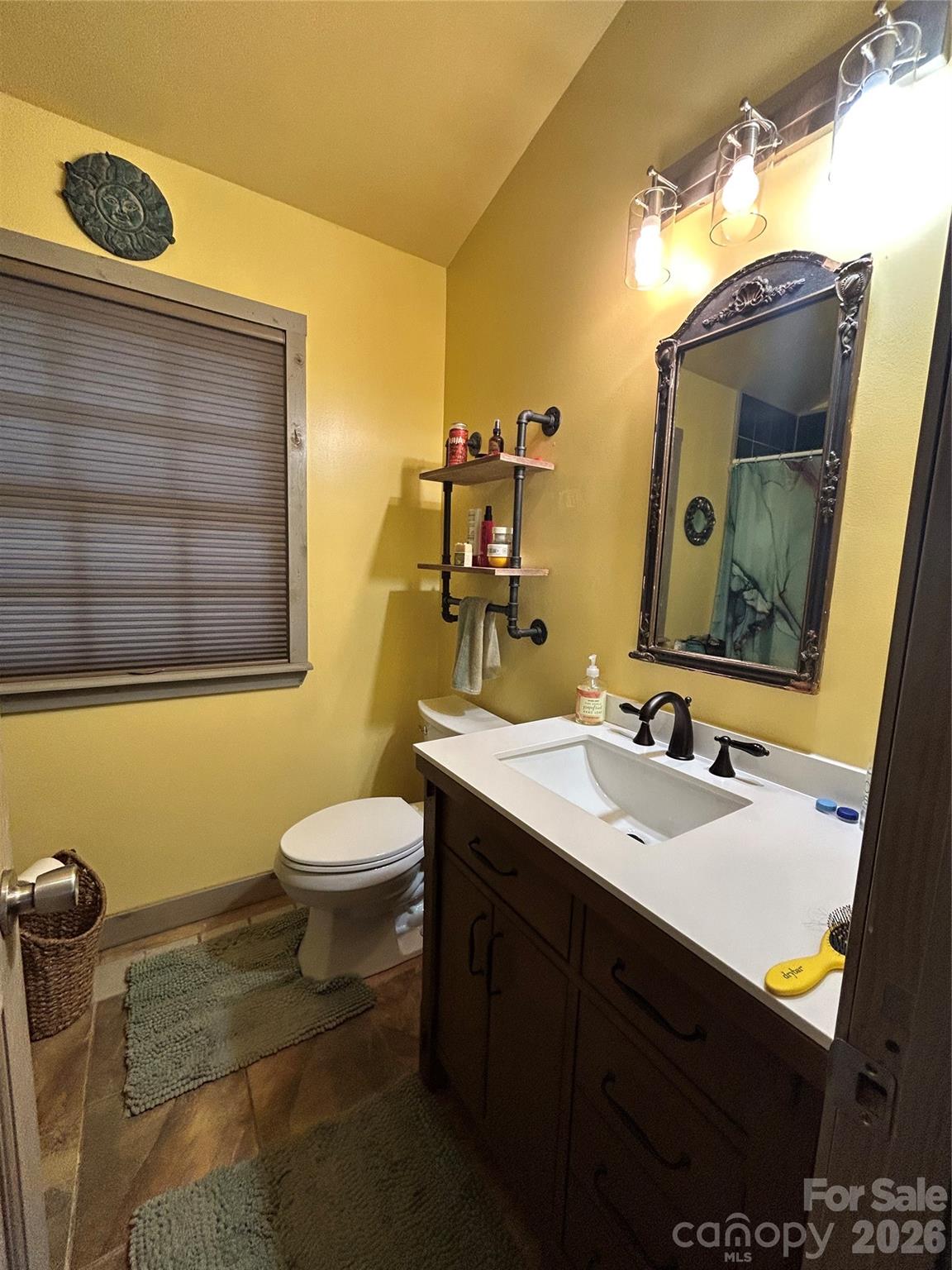 20 Kimberly Road — Black Mountain