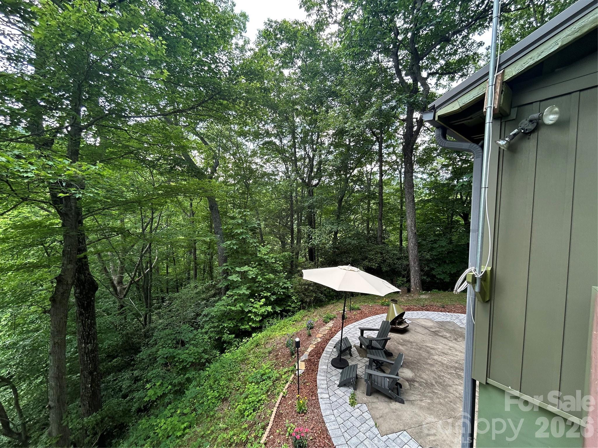 20 Kimberly Road — Black Mountain