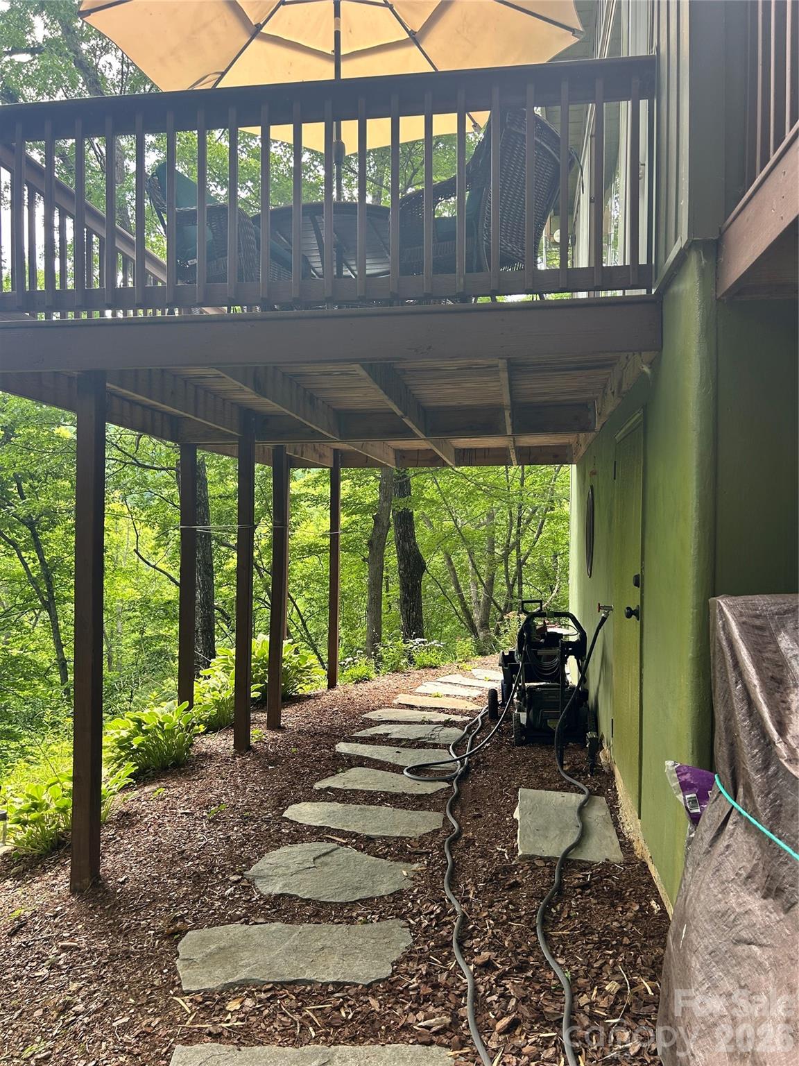 20 Kimberly Road — Black Mountain