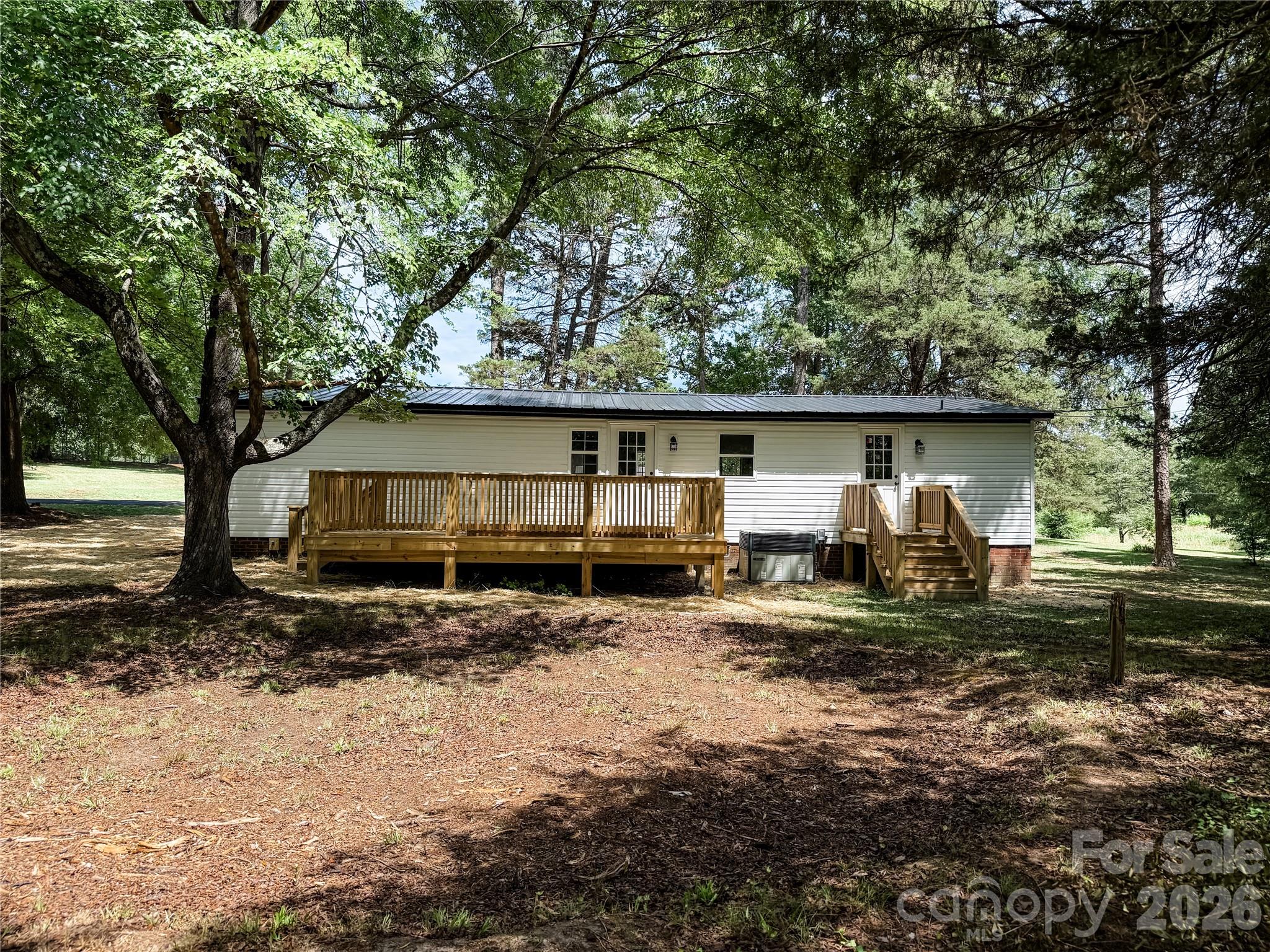 278 Bear Claw Road — Oakboro