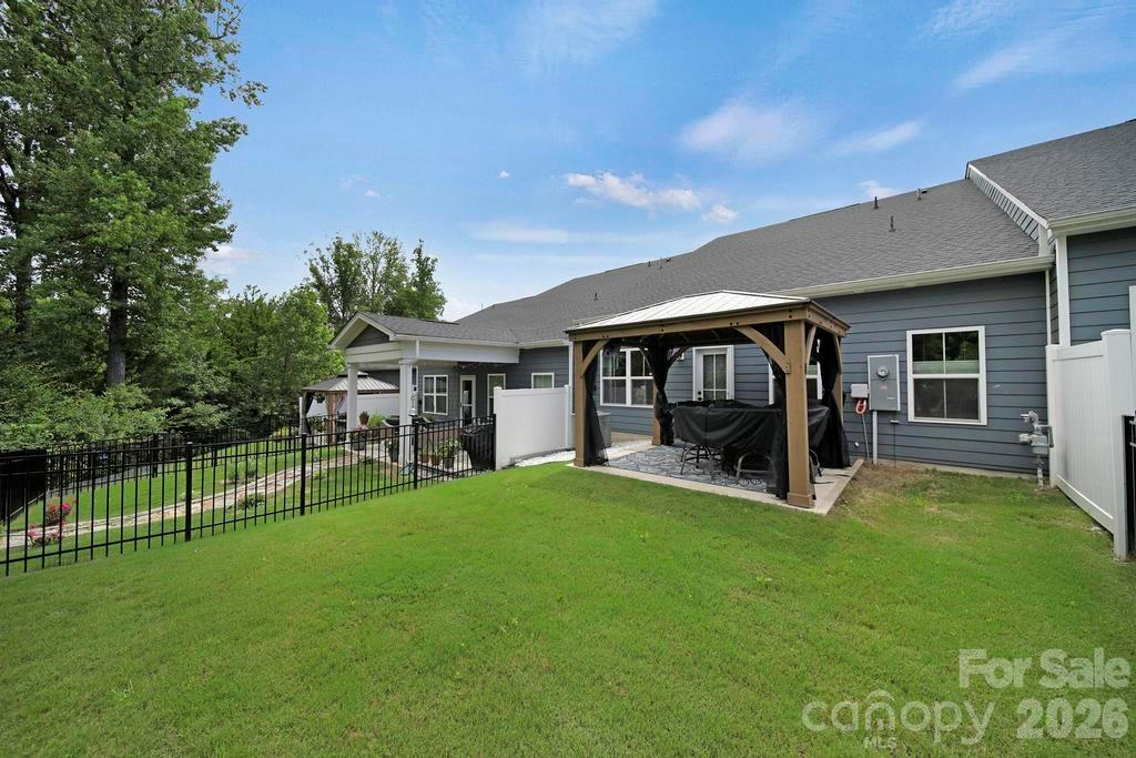 888 Prince Garret Way — Denver