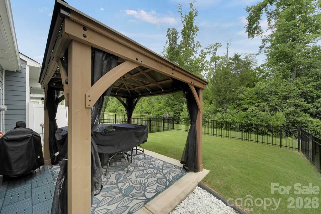 888 Prince Garret Way — Denver