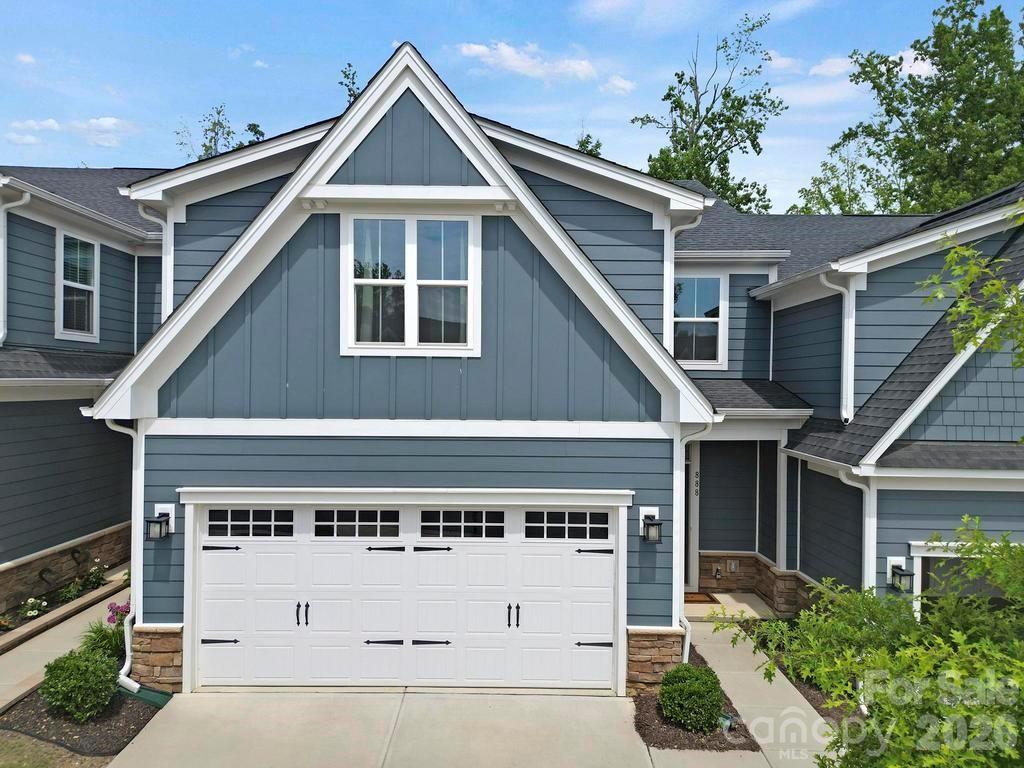 888 Prince Garret Way — Denver