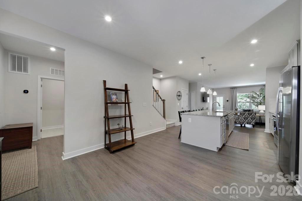 888 Prince Garret Way — Denver