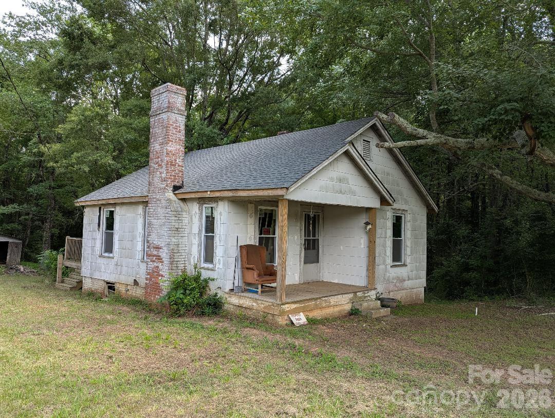 4548 Springs Road — Conover