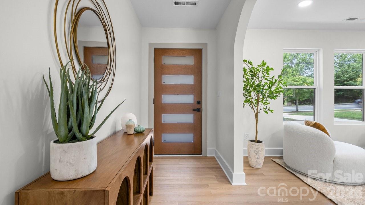 409 Scaleybark Road — Charlotte