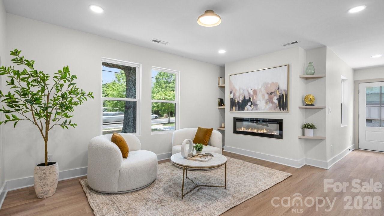 409 Scaleybark Road — Charlotte