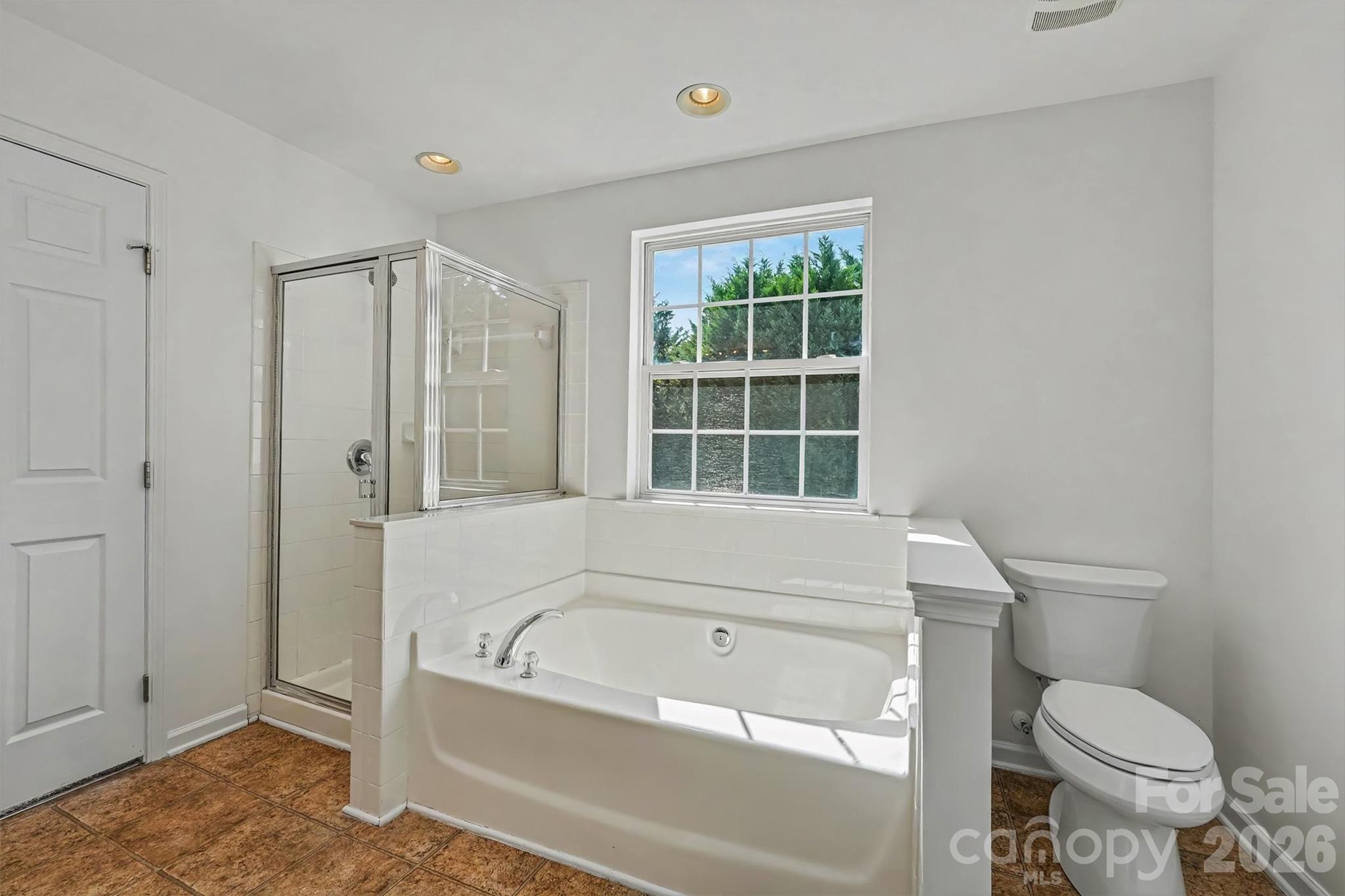 107 S Arcadian Way — Mooresville