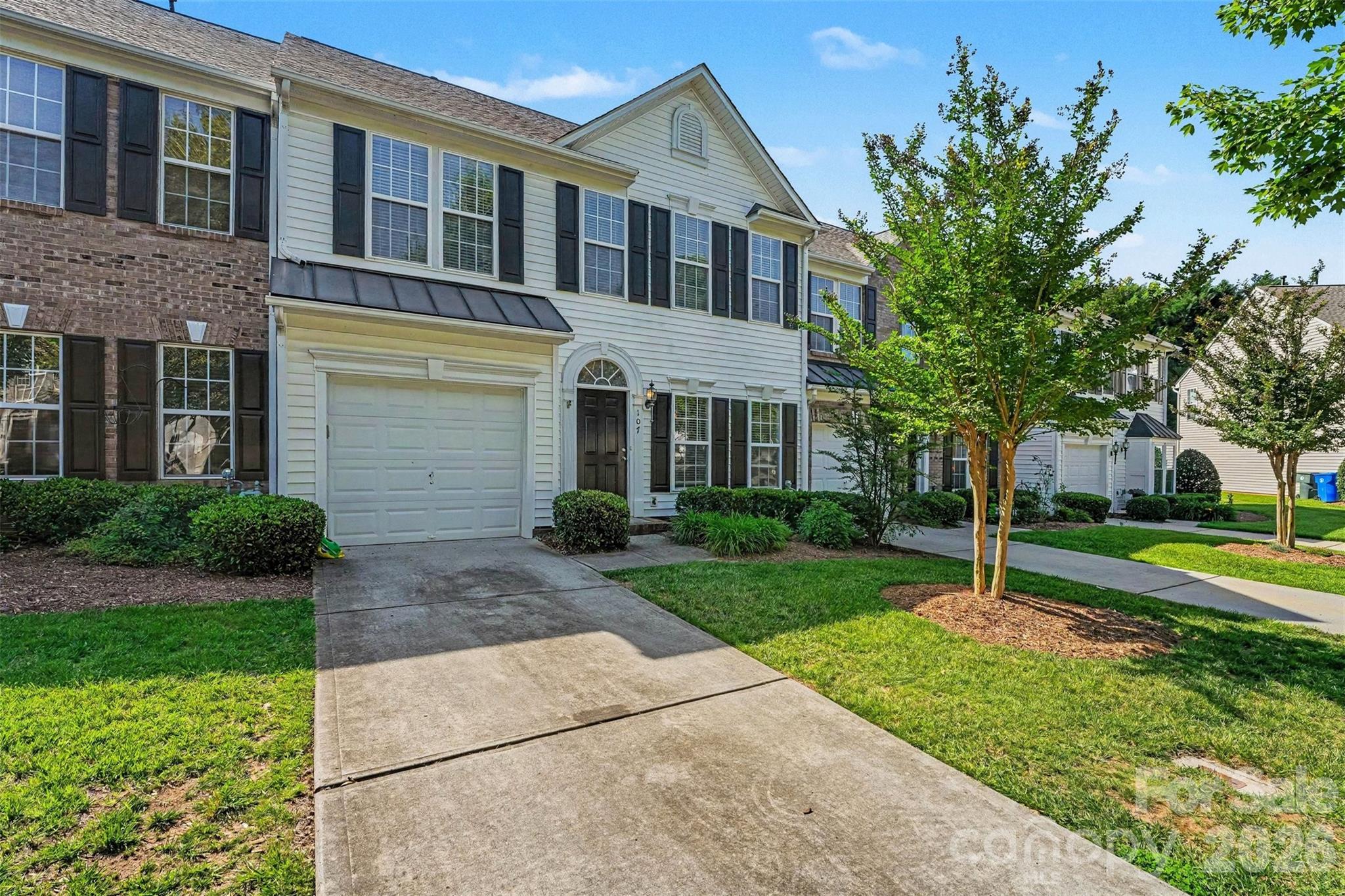 107 S Arcadian Way — Mooresville