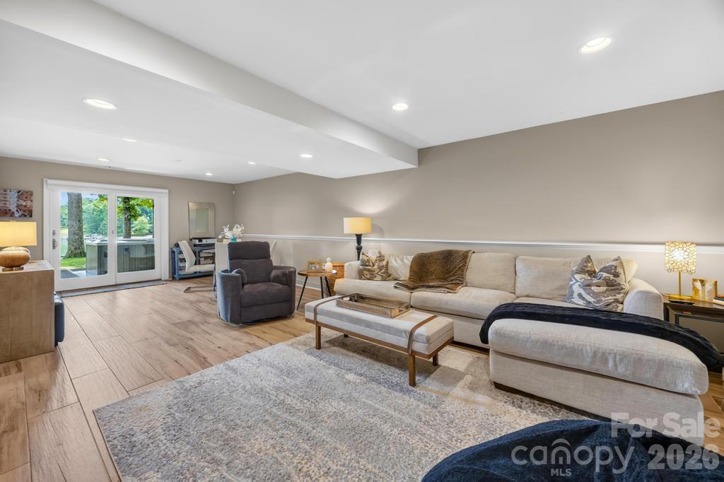 165 Woodstream Circle — Mooresville