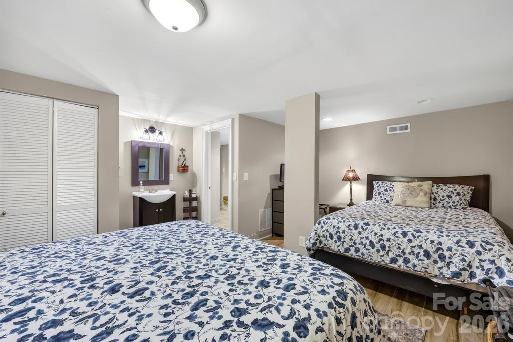 165 Woodstream Circle — Mooresville