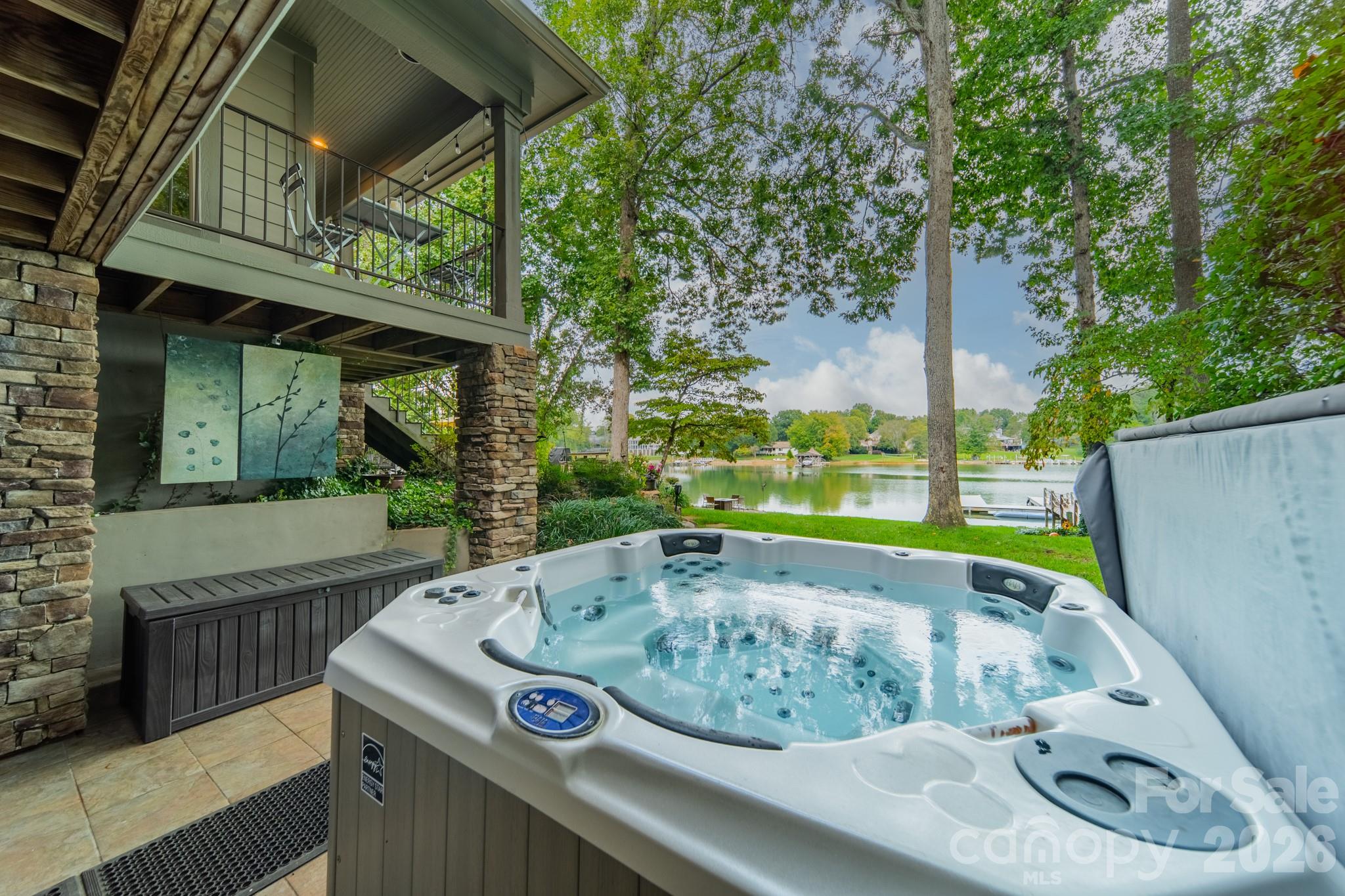 165 Woodstream Circle — Mooresville