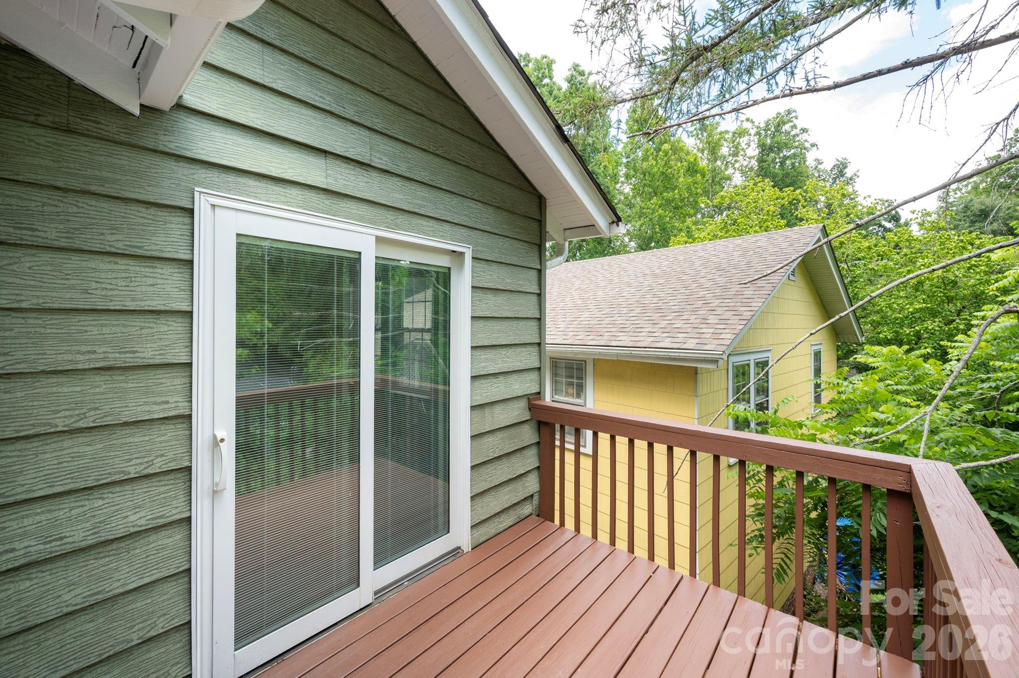 28 Chatham Road — Asheville