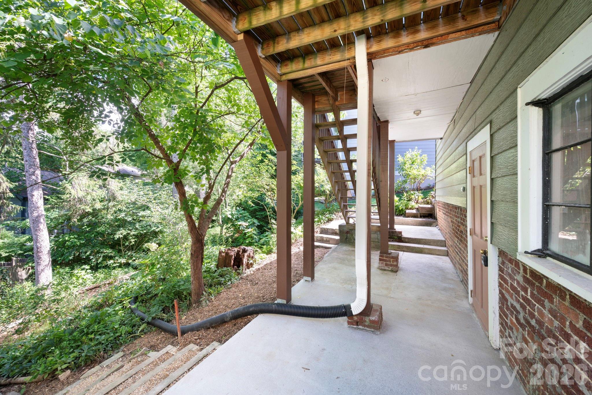 28 Chatham Road — Asheville