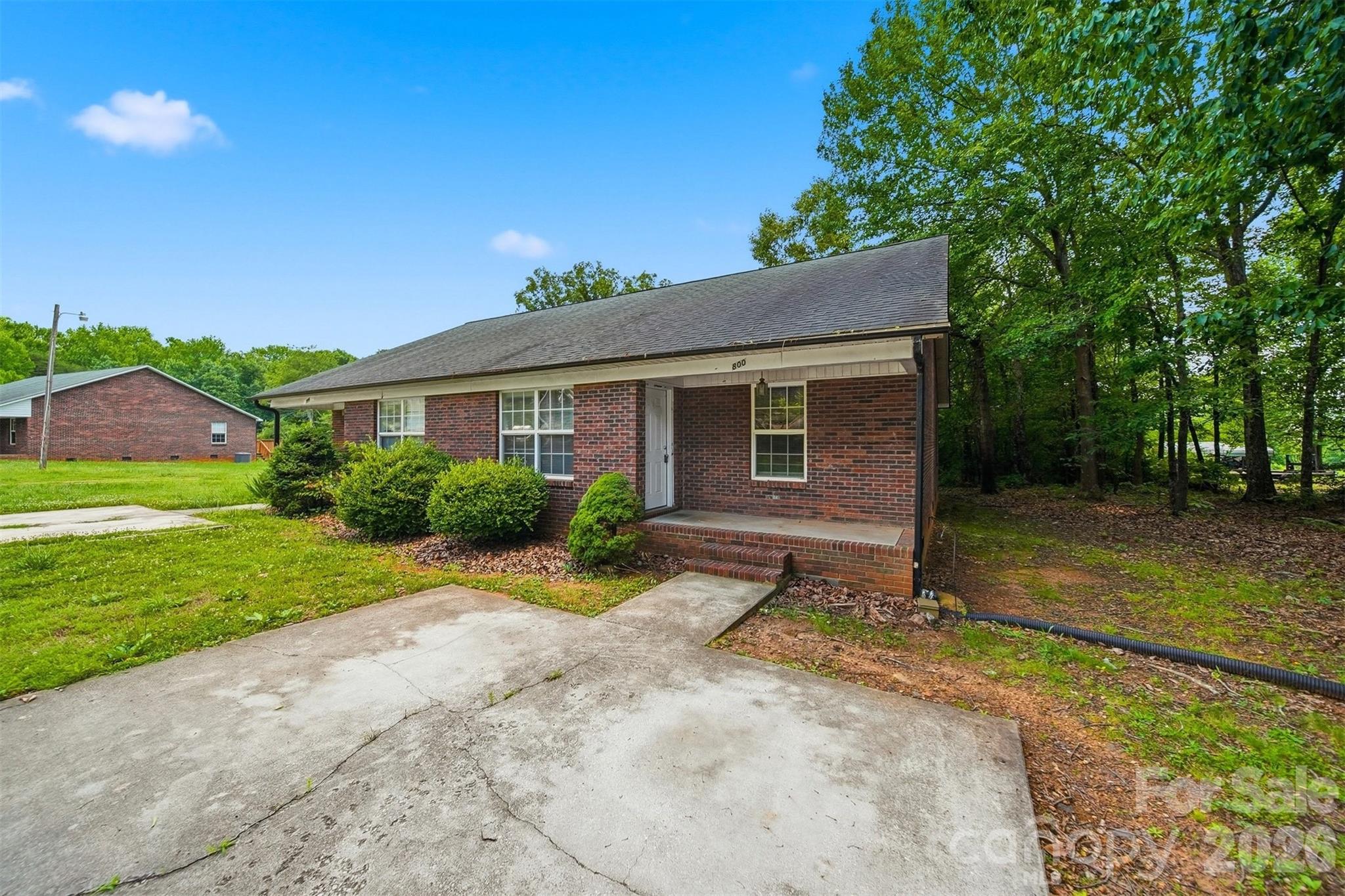 800 Horseshoe Lake Road — Lincolnton
