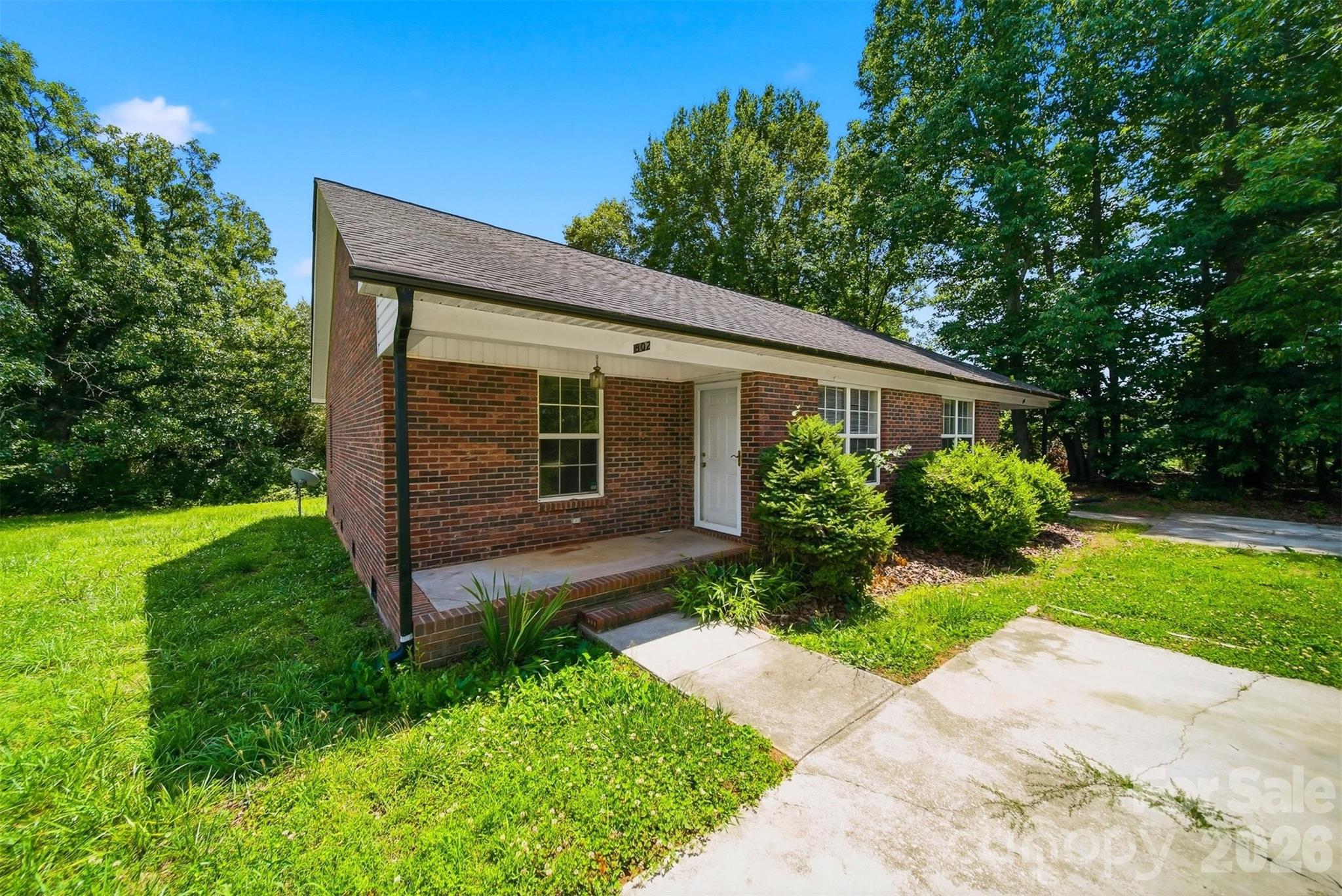 800 Horseshoe Lake Road — Lincolnton