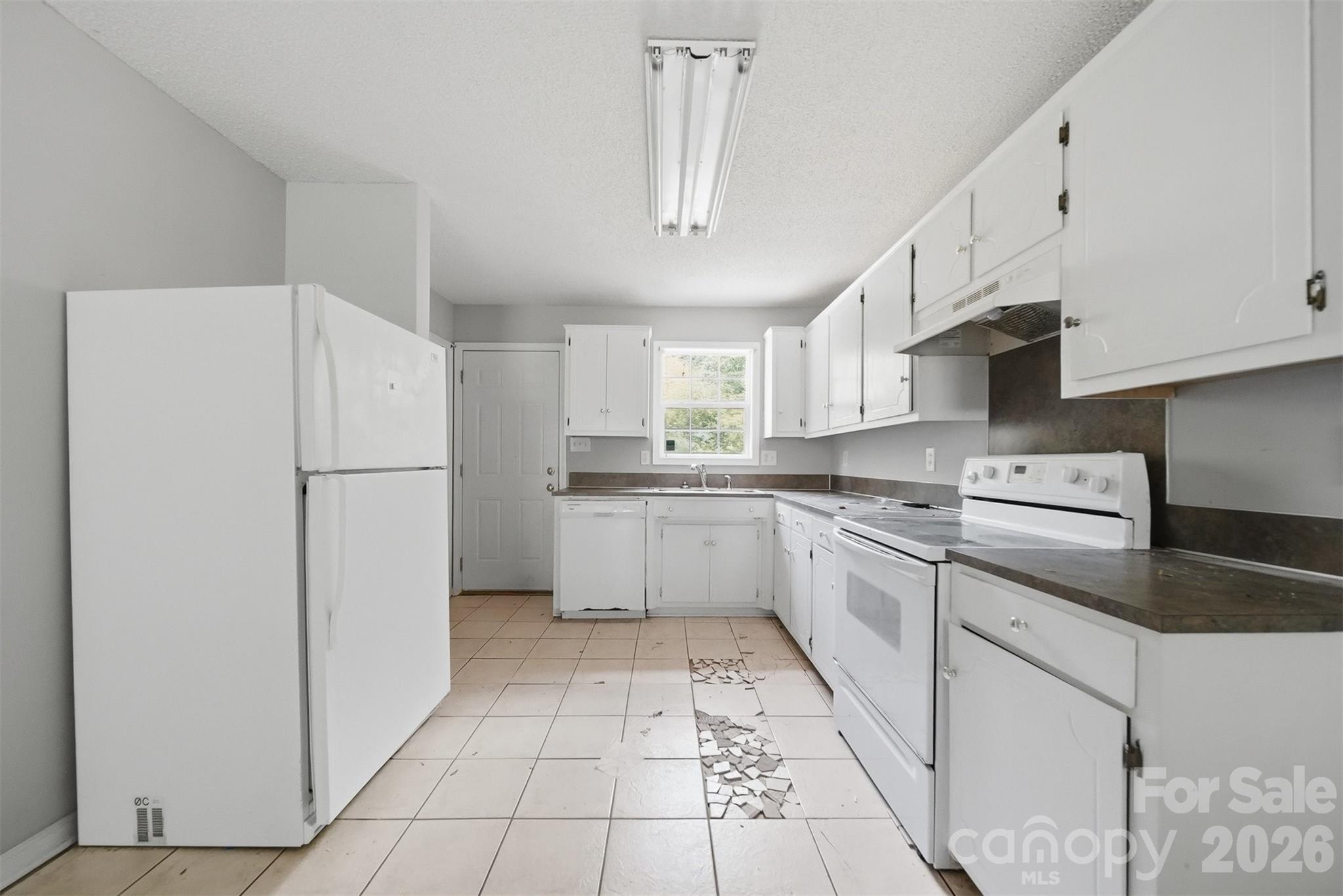 800 Horseshoe Lake Road — Lincolnton