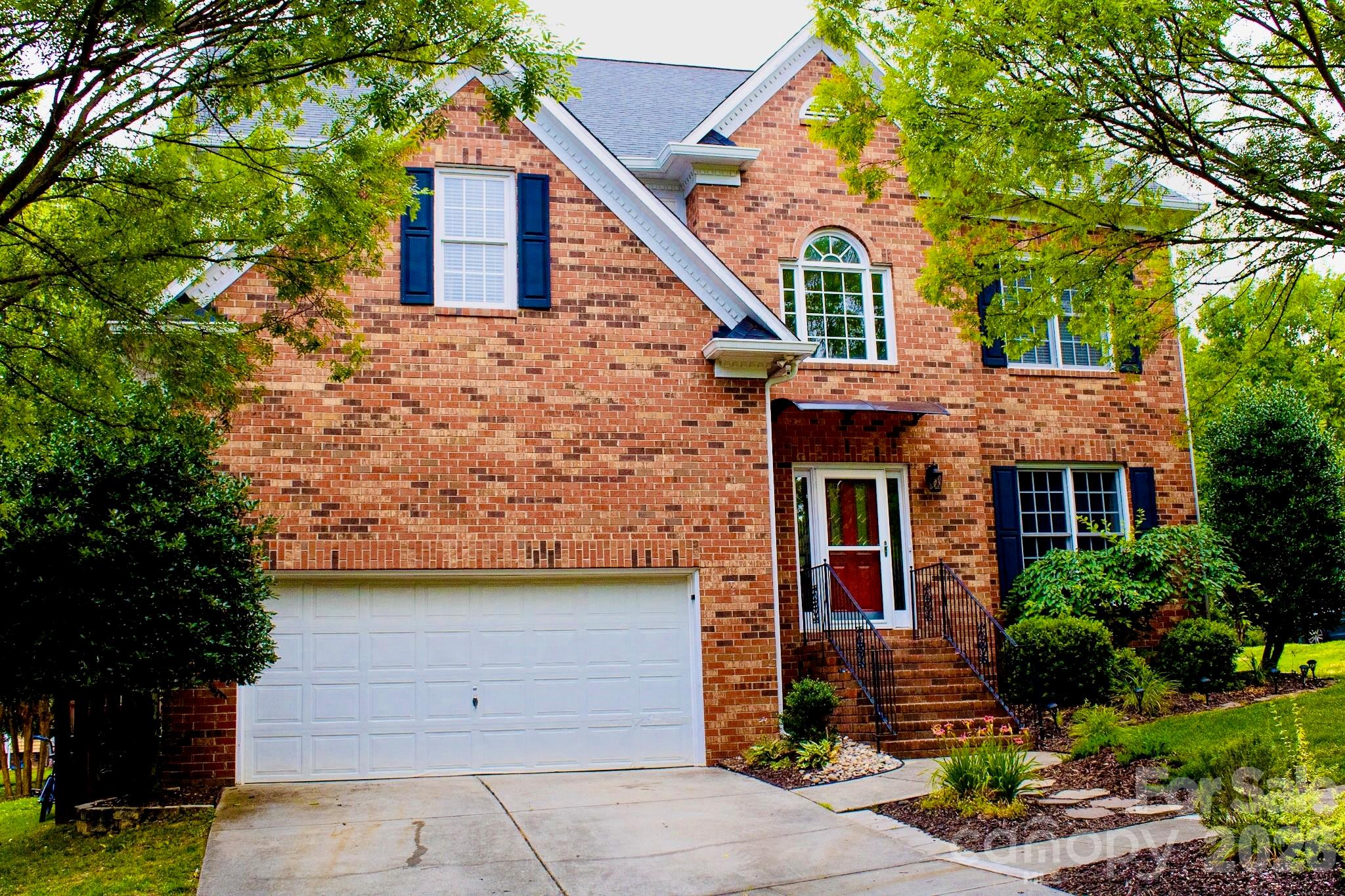 3085 River Bend Drive — Tega Cay