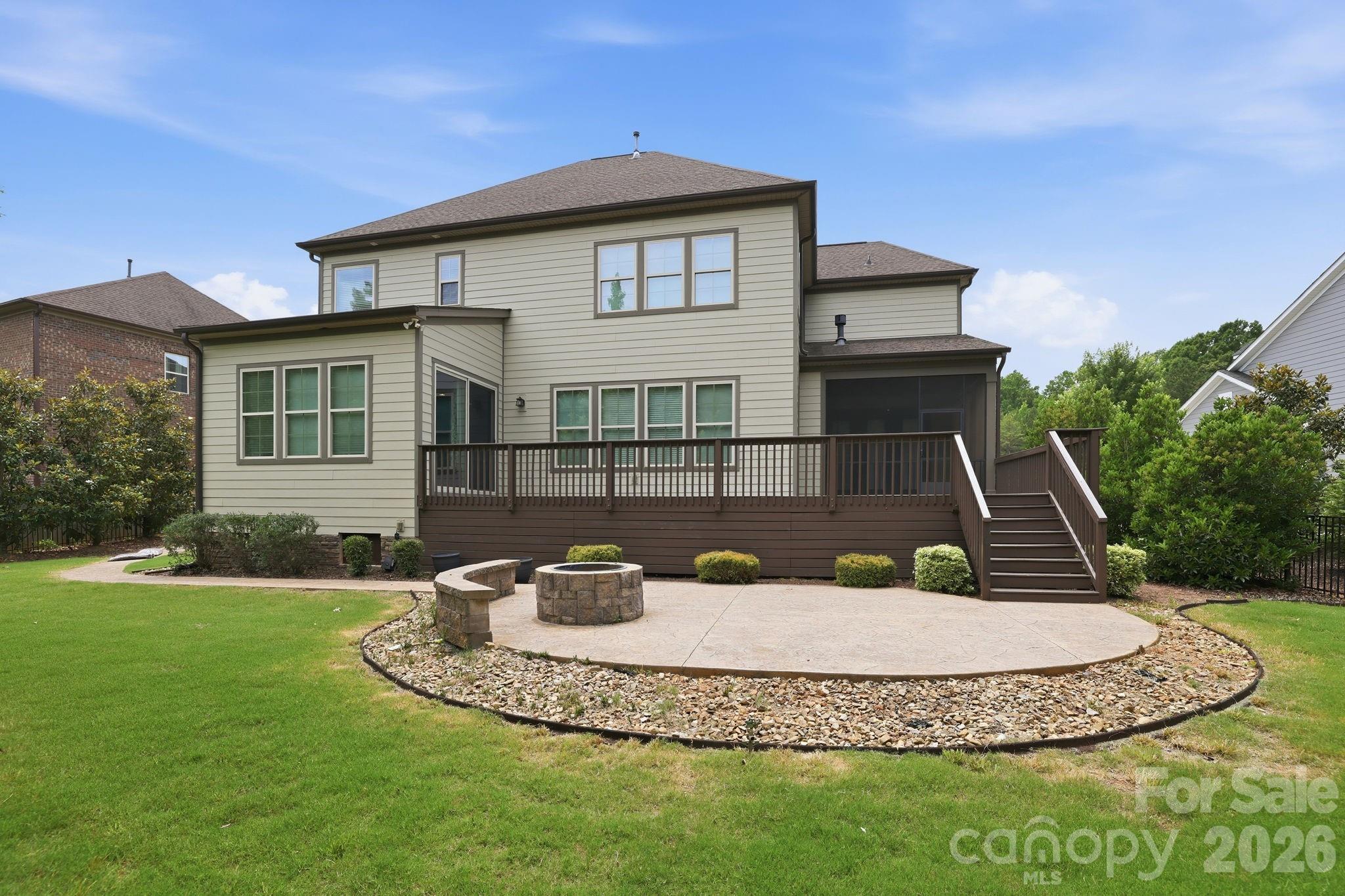 2411 Madeira Circle — Waxhaw