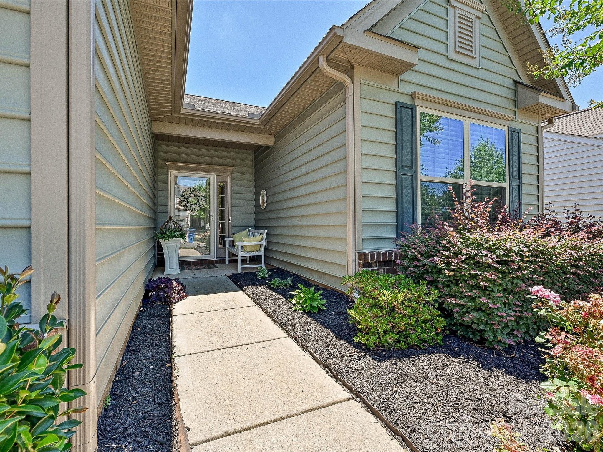 1726 Tailed Hawk Way — Fort Mill