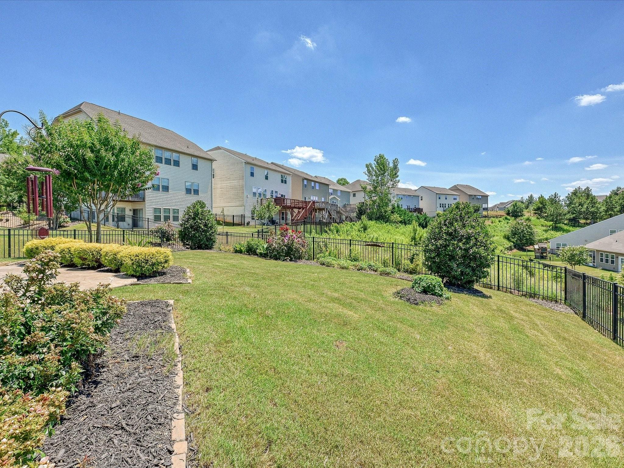 1726 Tailed Hawk Way — Fort Mill