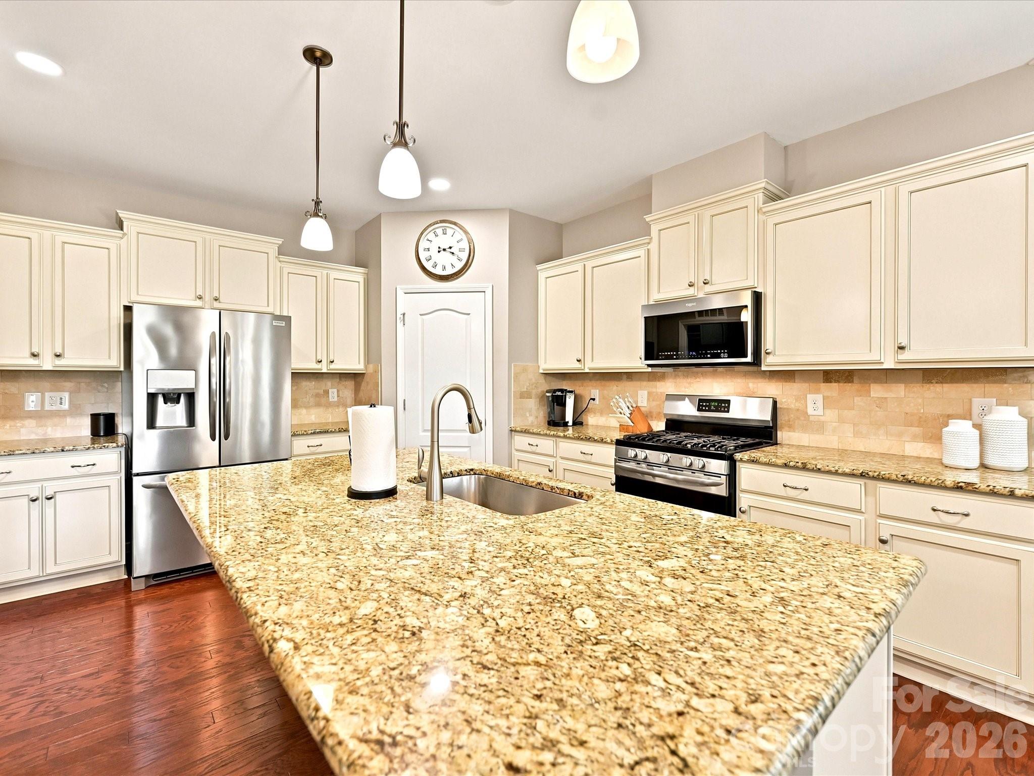 1726 Tailed Hawk Way — Fort Mill