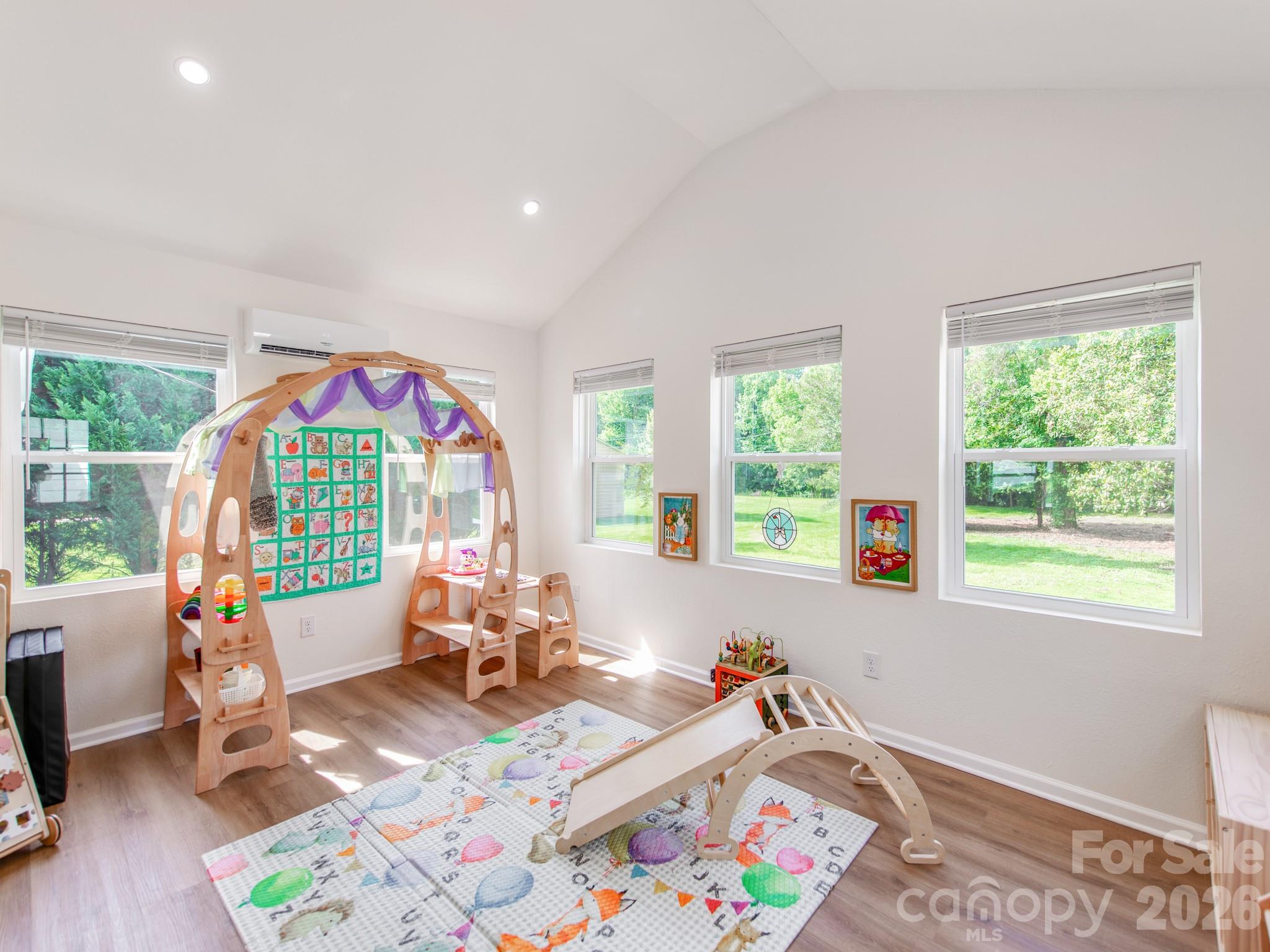 629 Belmorrow Drive — Charlotte
