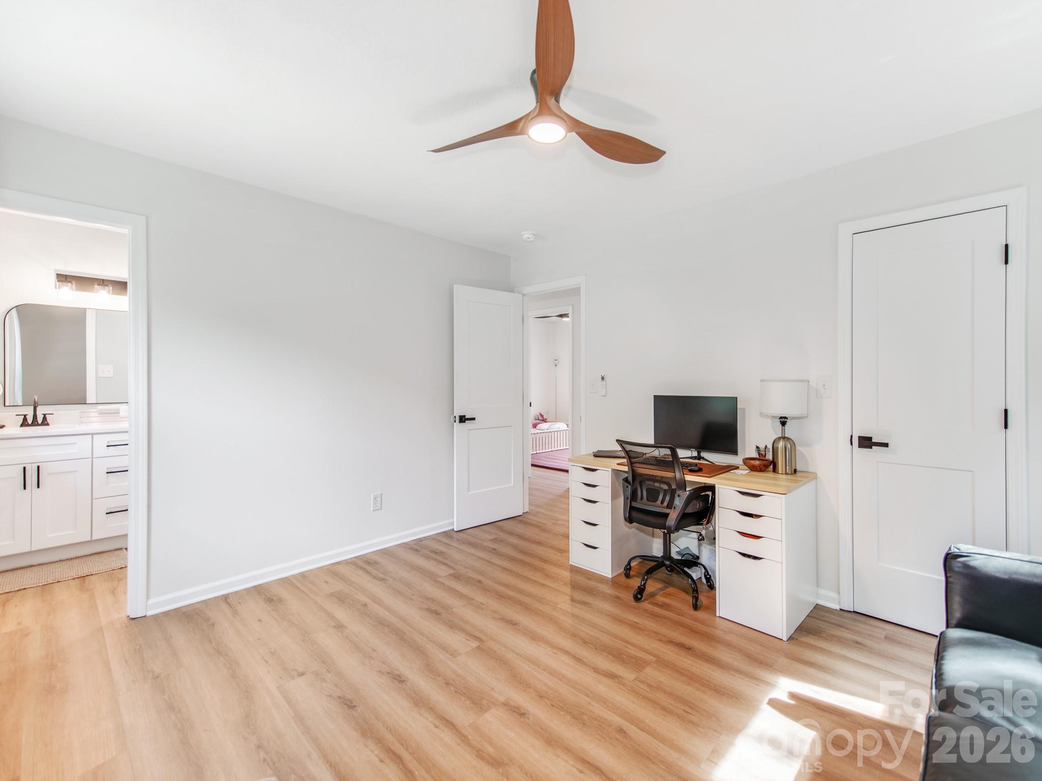 629 Belmorrow Drive — Charlotte