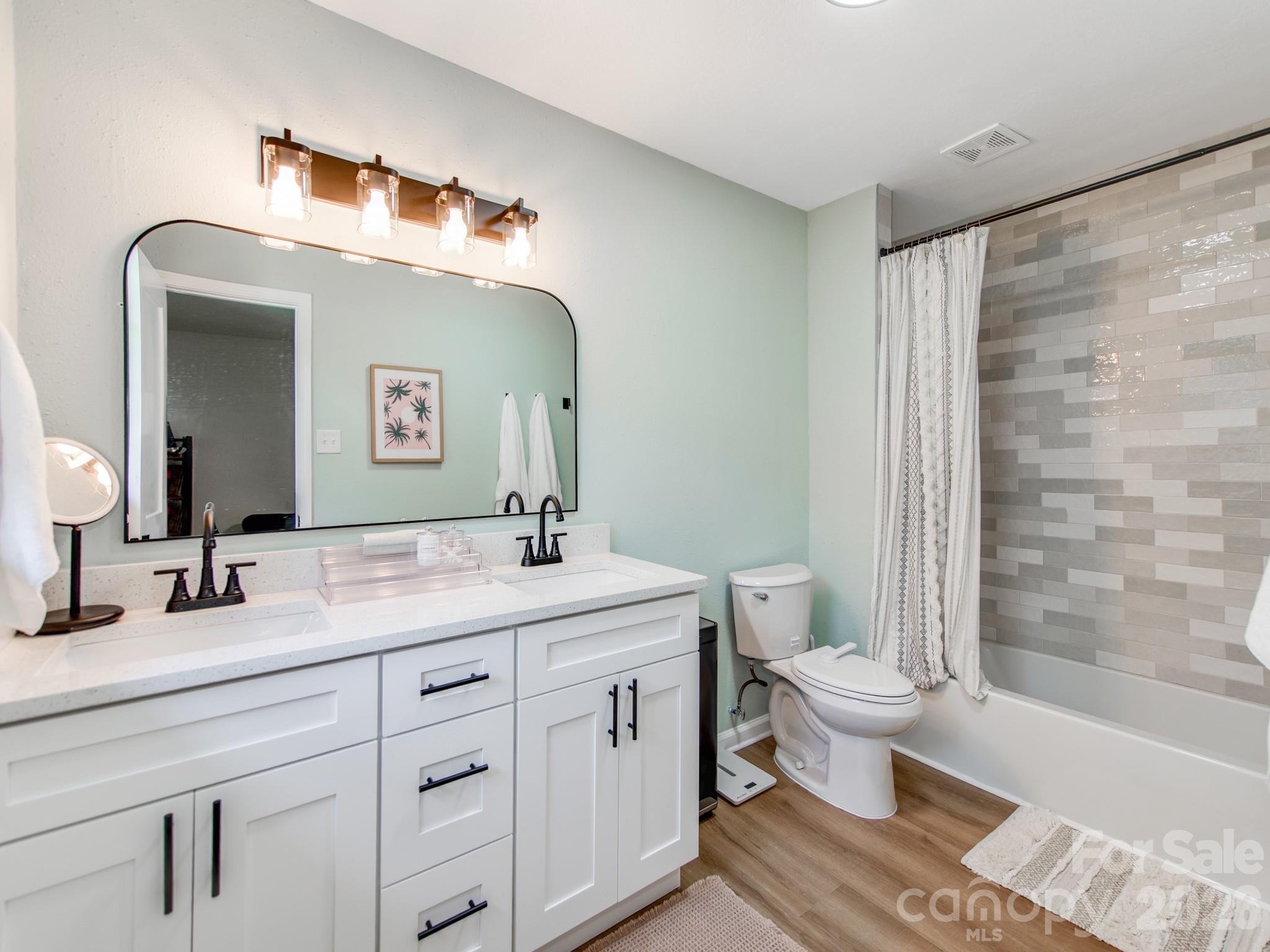 629 Belmorrow Drive — Charlotte