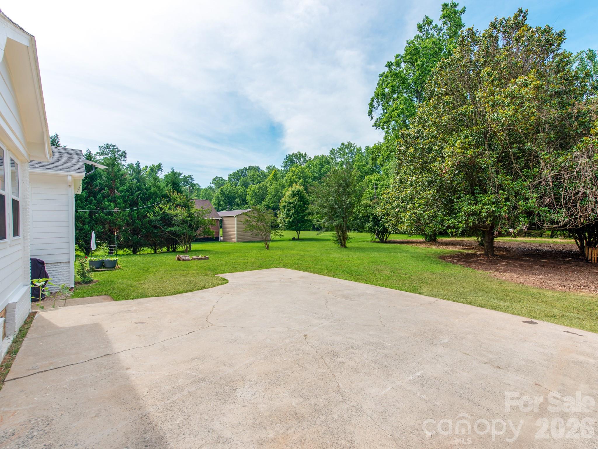 629 Belmorrow Drive — Charlotte