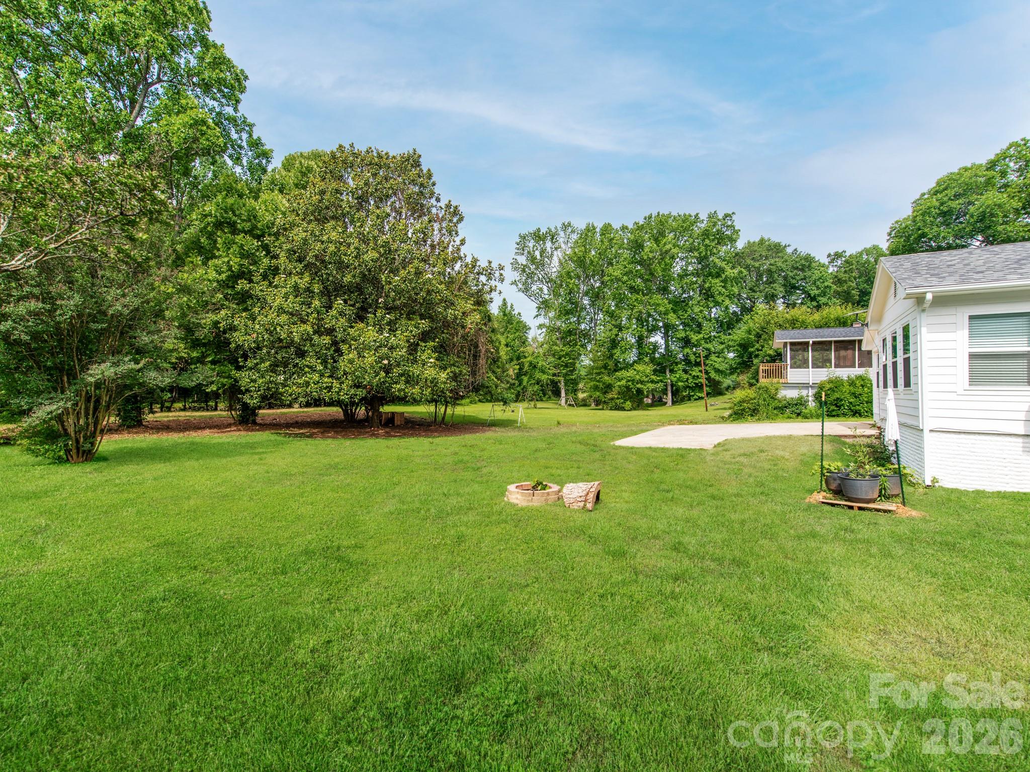 629 Belmorrow Drive — Charlotte
