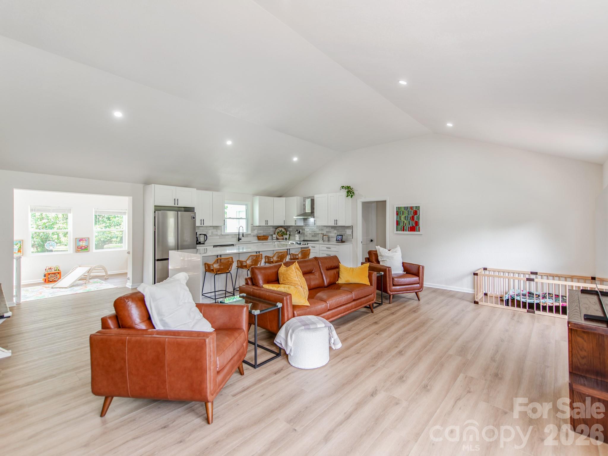 629 Belmorrow Drive — Charlotte