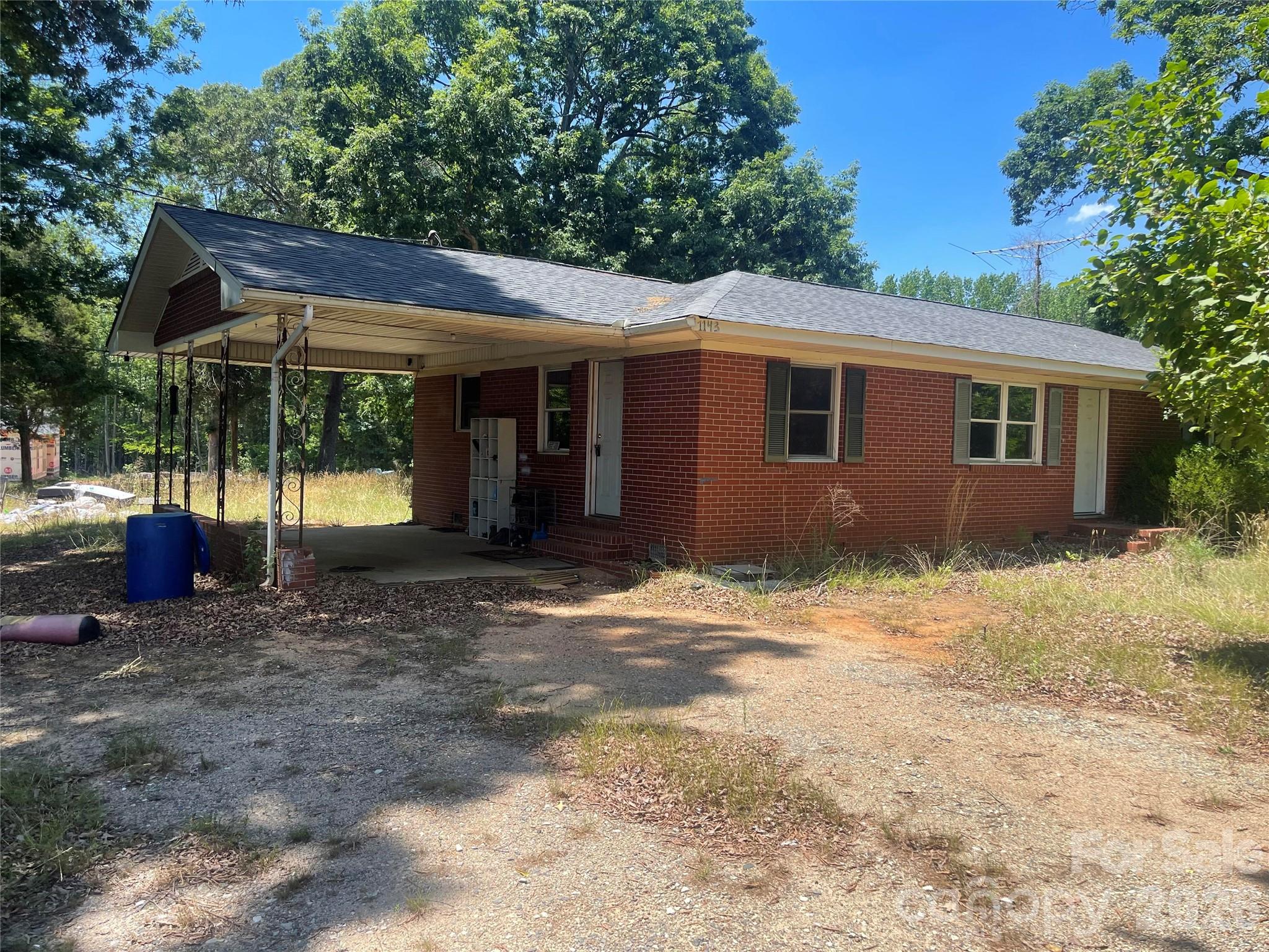 1143 Tyre Drive — Salisbury