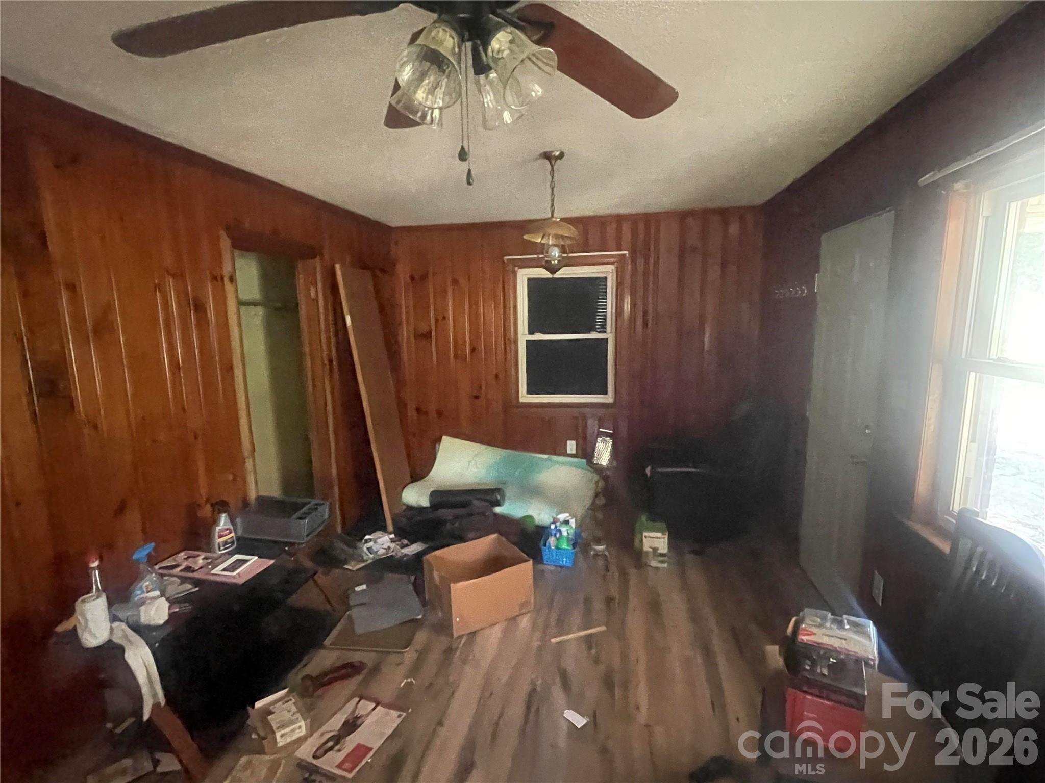 1143 Tyre Drive — Salisbury