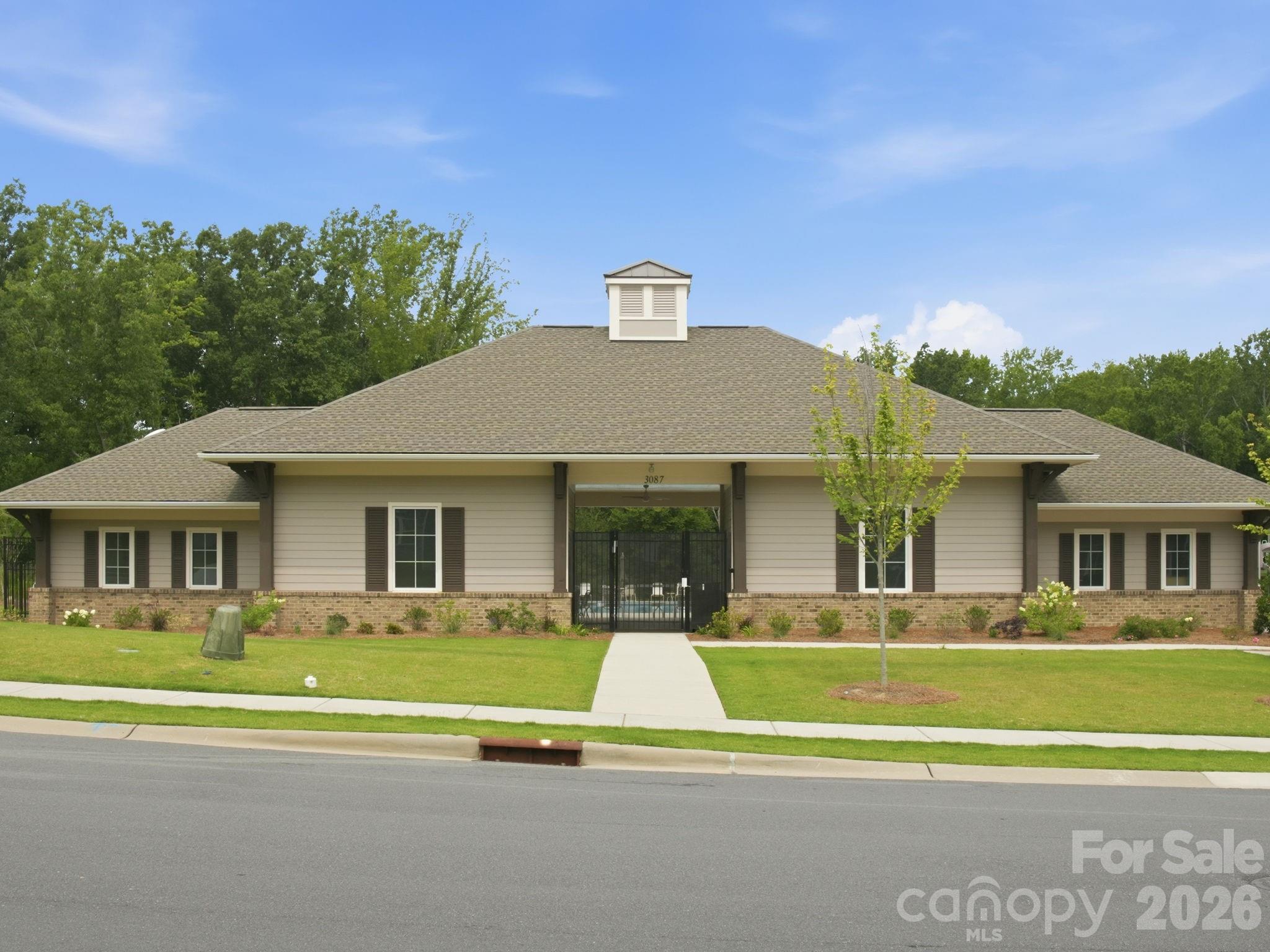 4047 Havenport Circle — Tega Cay