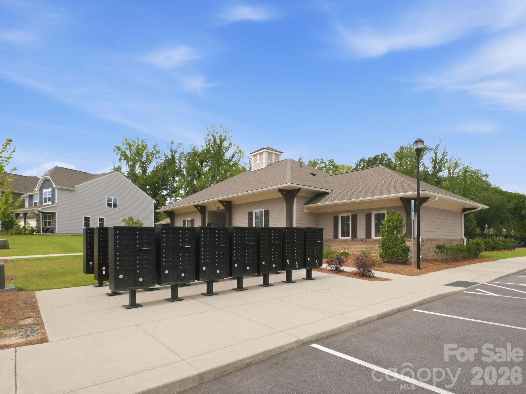 4047 Havenport Circle — Tega Cay