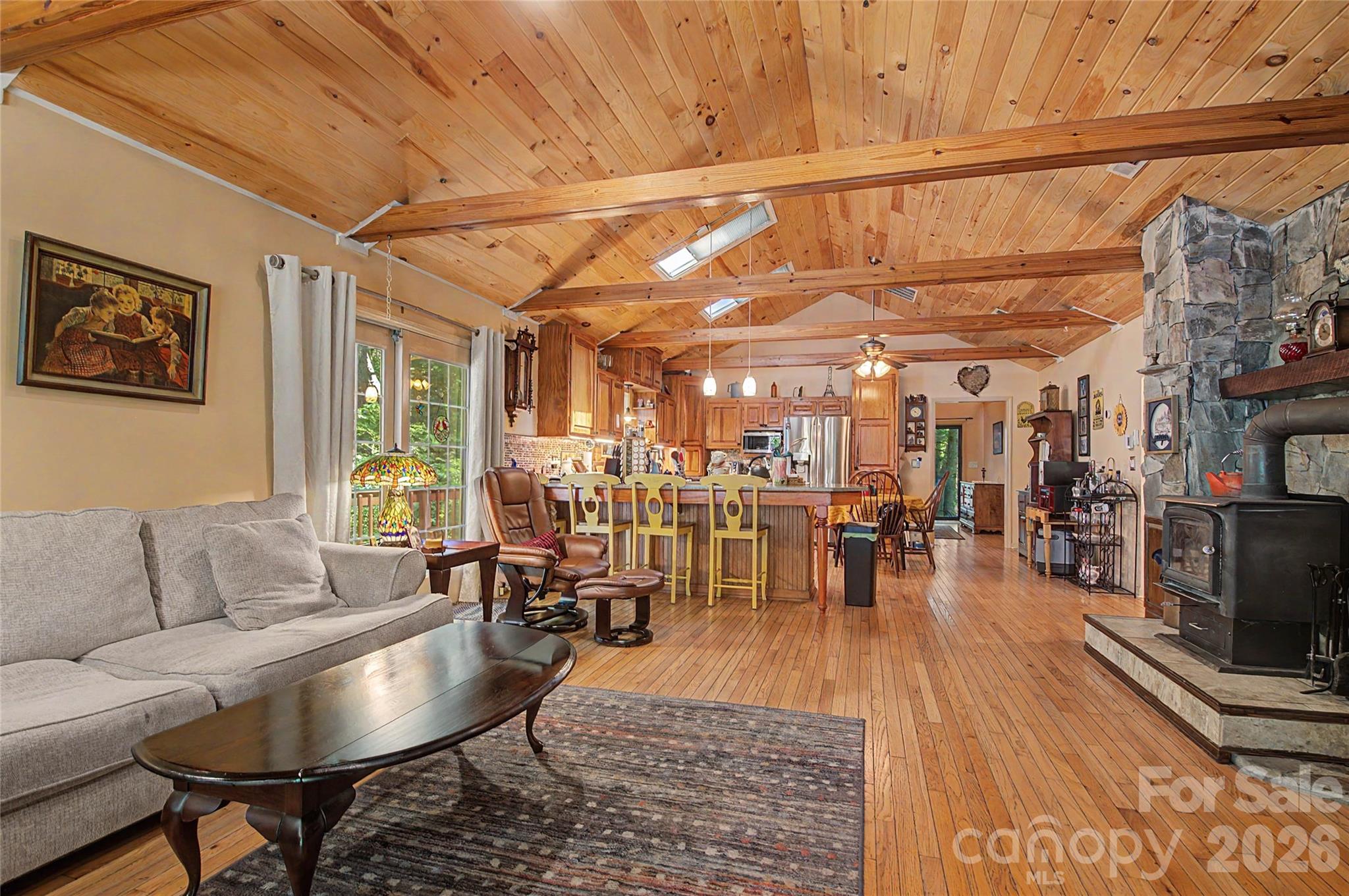 76 Winsome Trail — Hendersonville