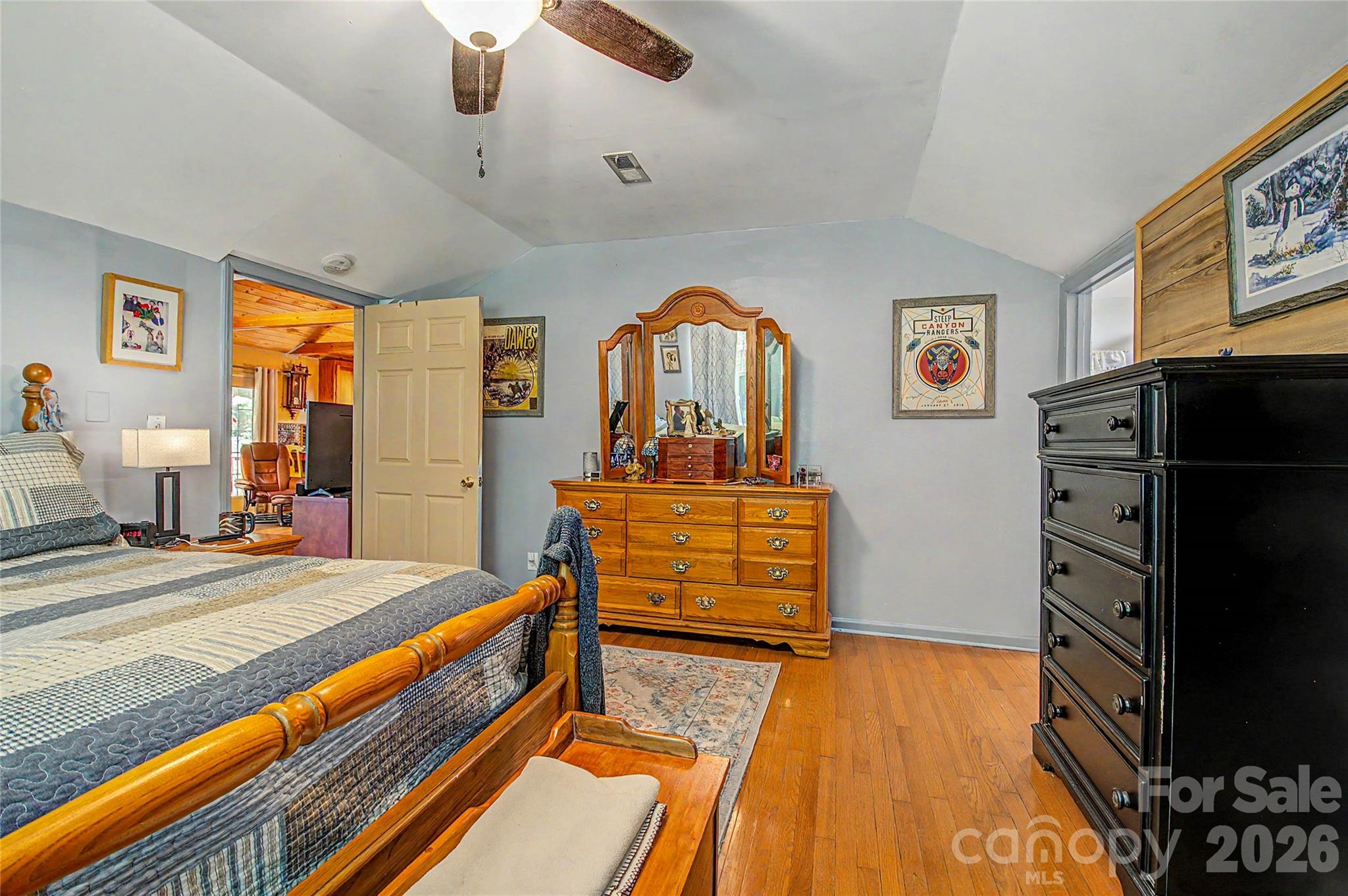 76 Winsome Trail — Hendersonville