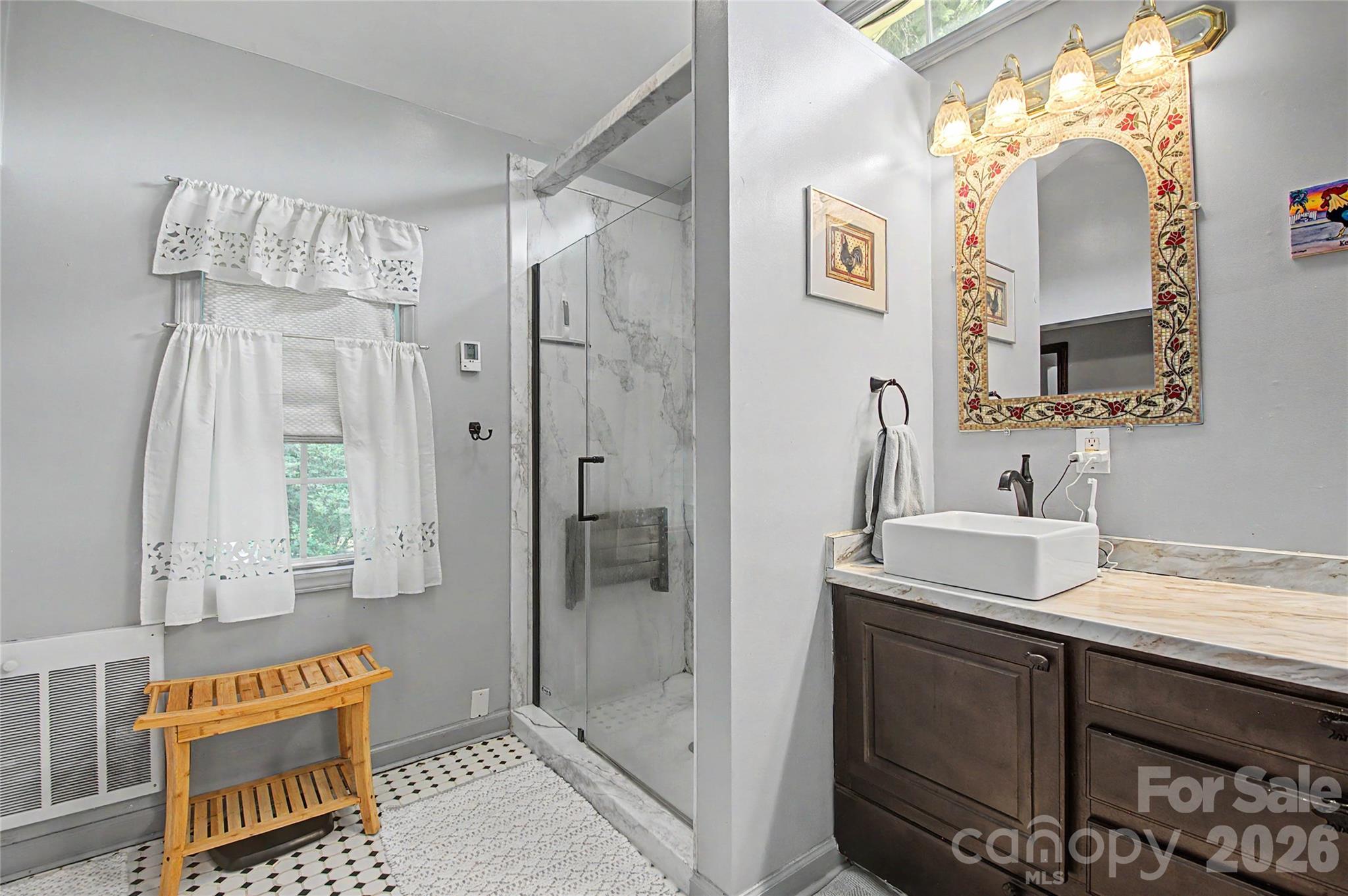 76 Winsome Trail — Hendersonville