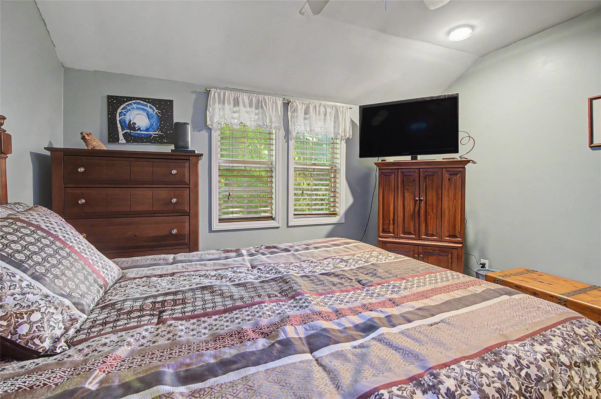 76 Winsome Trail — Hendersonville