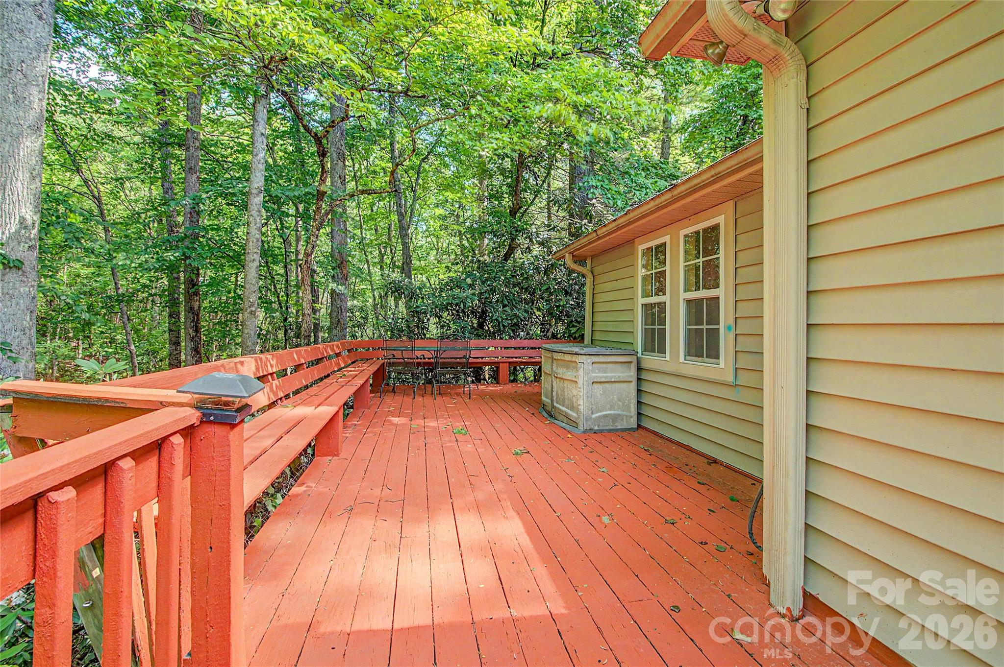 76 Winsome Trail — Hendersonville