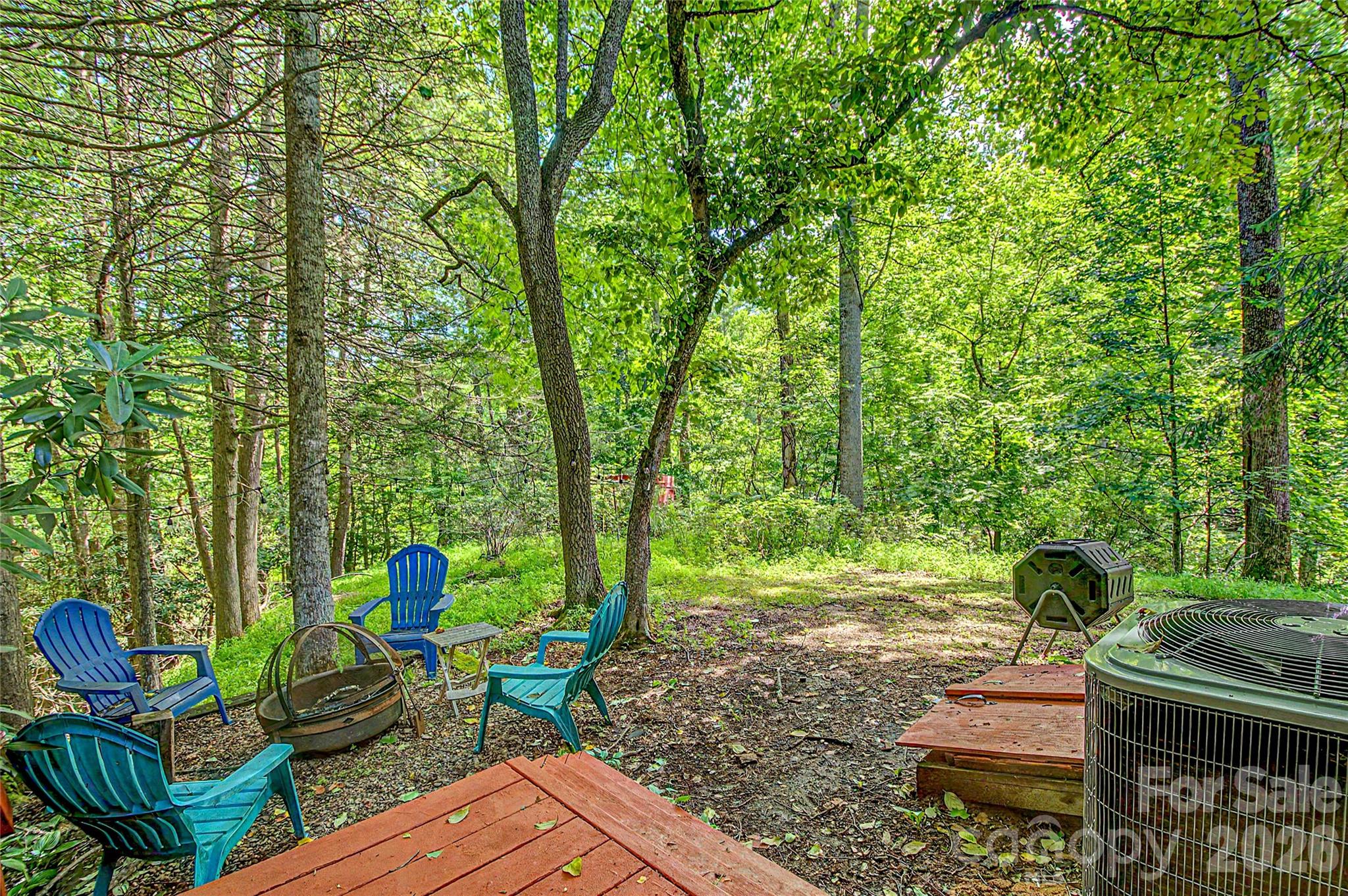76 Winsome Trail — Hendersonville