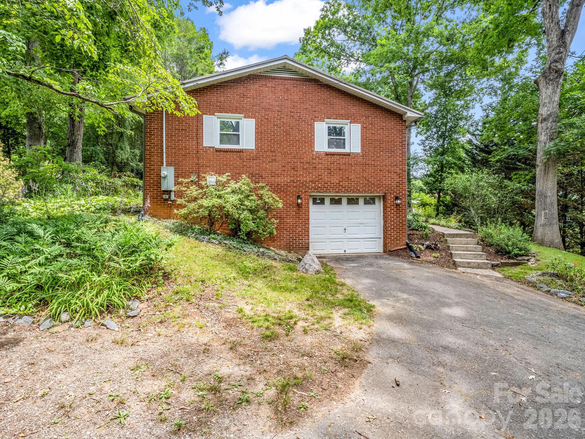 14 Penelope Street — Black Mountain