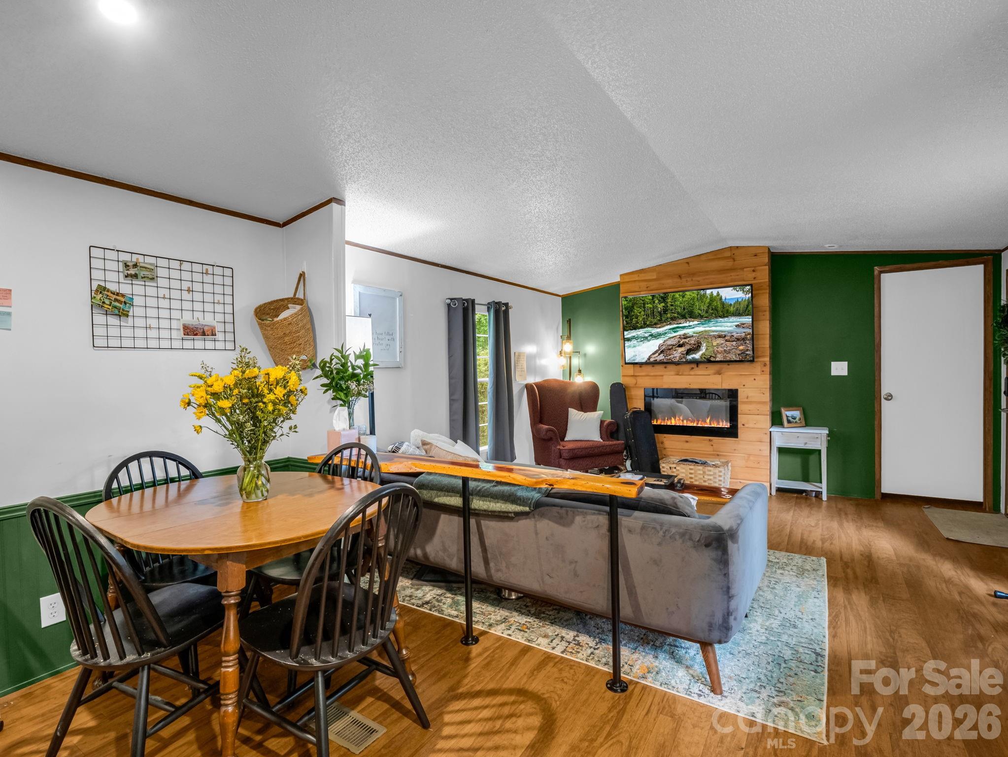 14 Penelope Street — Black Mountain