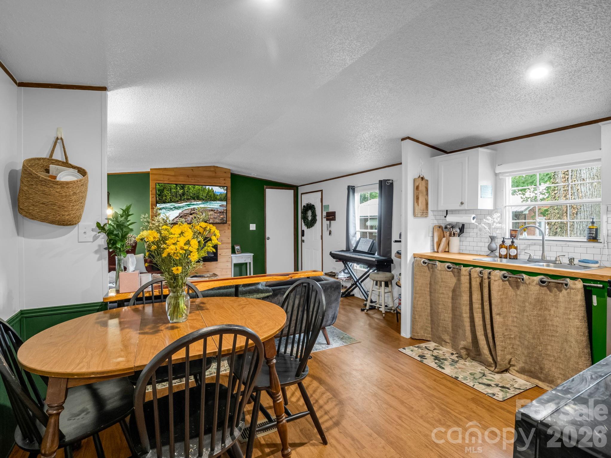 14 Penelope Street — Black Mountain