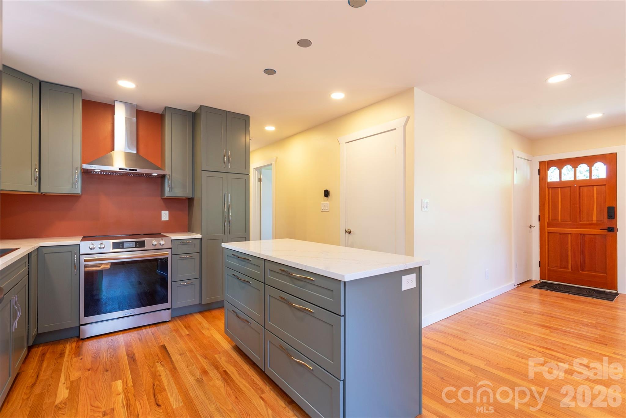32 Harnett Street — Asheville