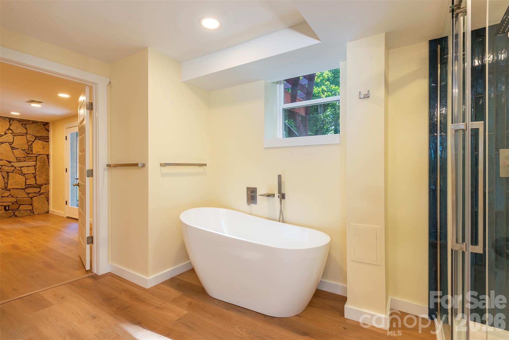 32 Harnett Street — Asheville