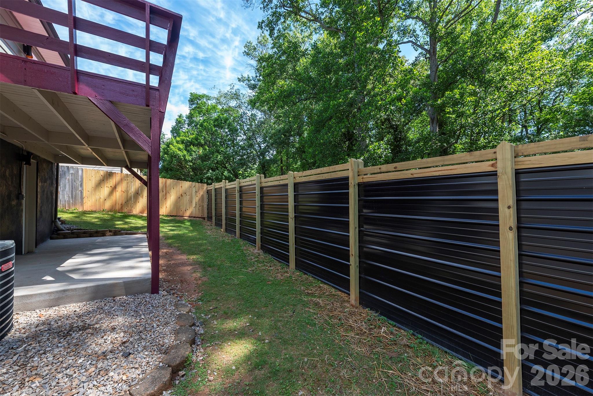 32 Harnett Street — Asheville