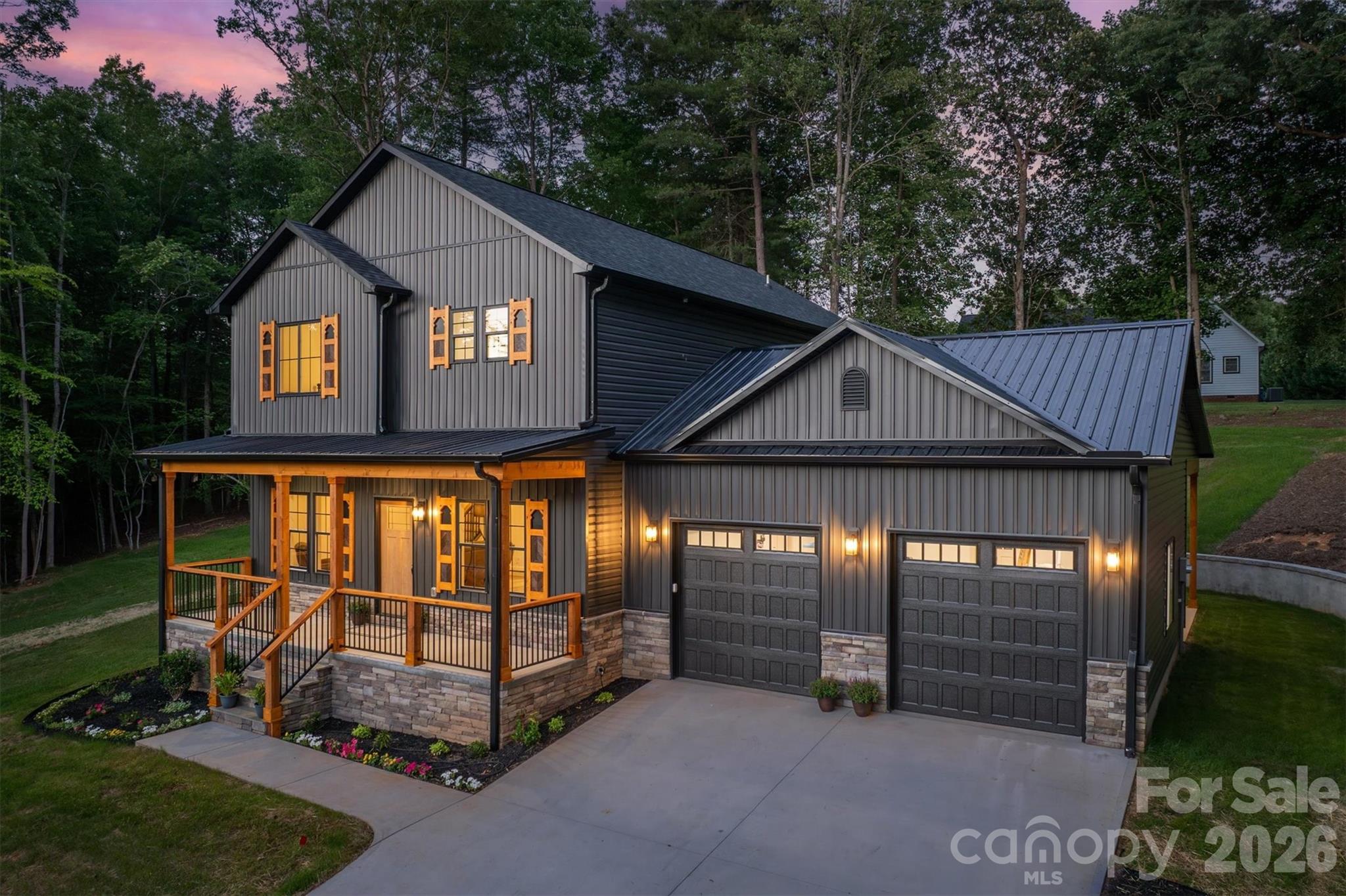5676 MARBLESTONE Drive — Granite Falls