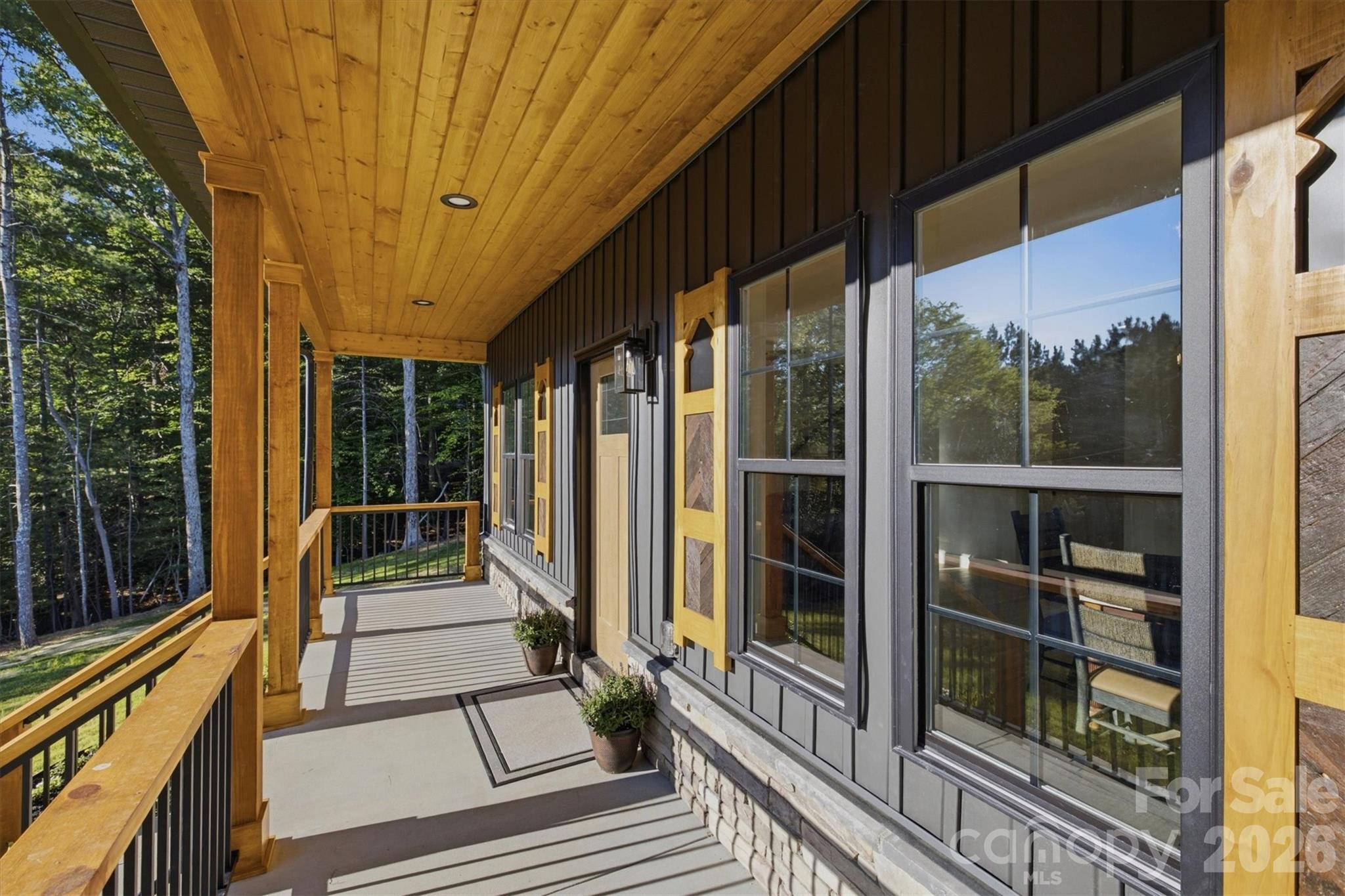5676 MARBLESTONE Drive — Granite Falls